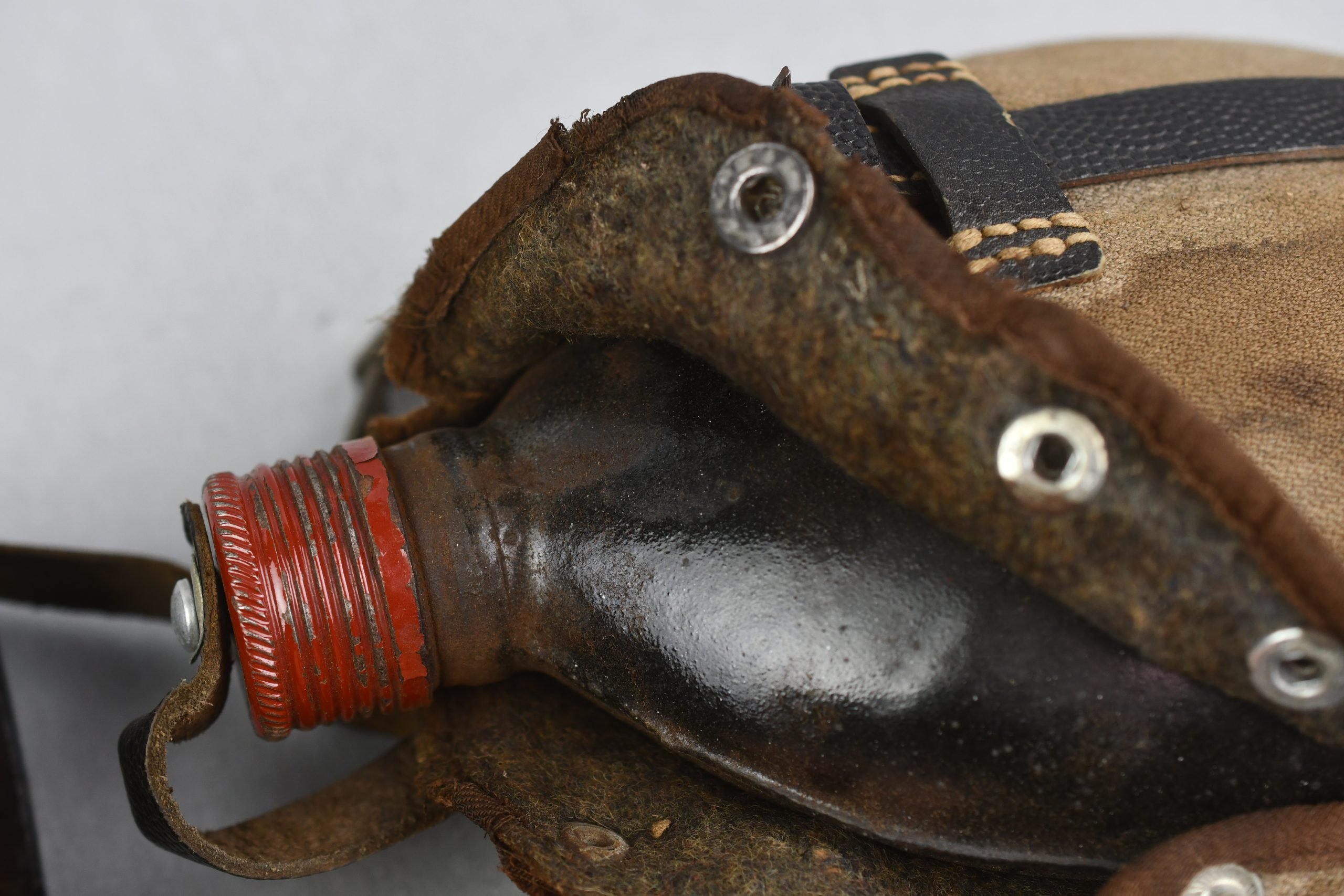 Late war German canteen with gabardine cover and brown enamel steel cup — image 9