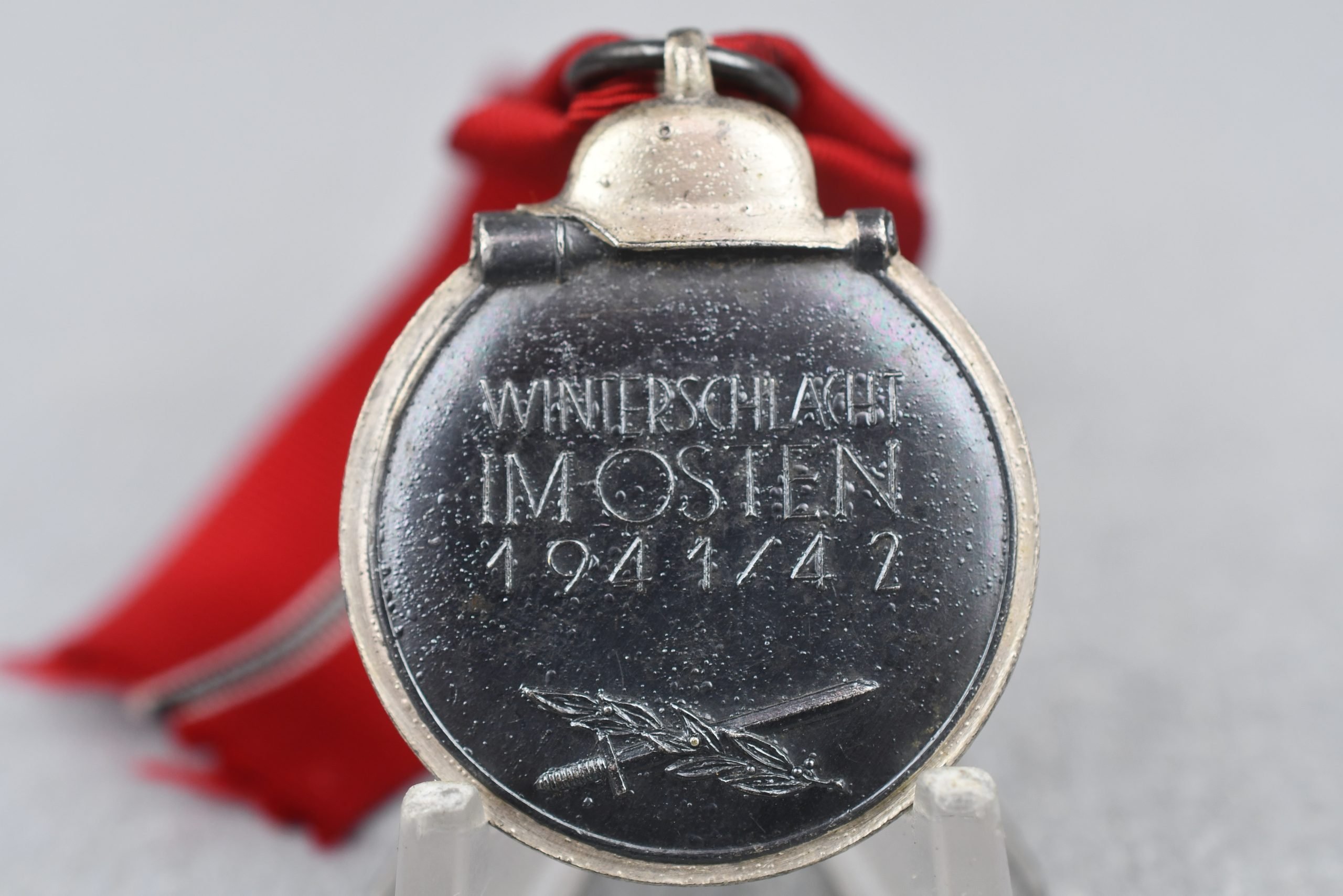 MINT Eastern Front Medal 'Ostmedaille' by '65' Klein & Quenzer — image 2