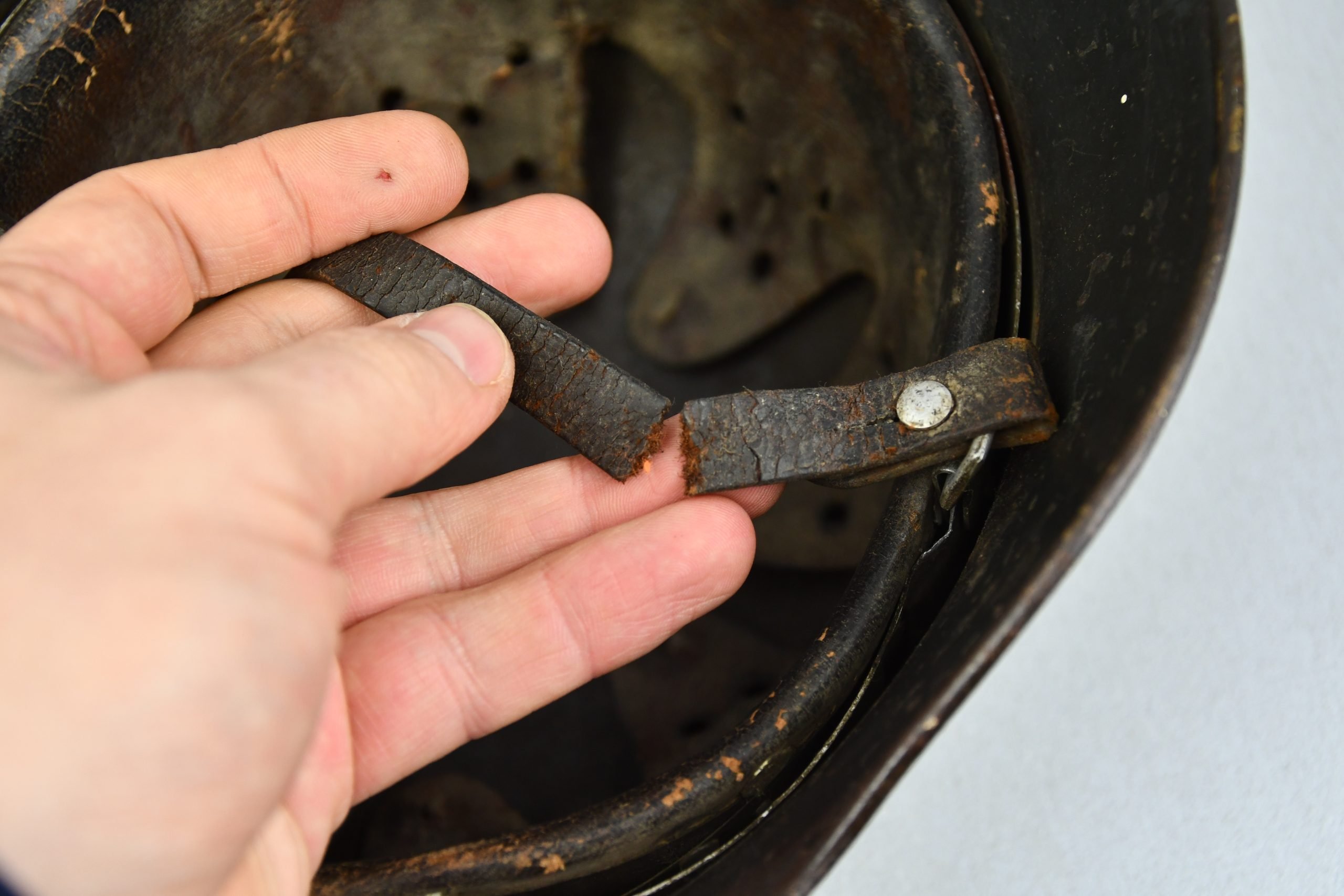 M35 Luftwaffe double decal 'Normandy' camouflage helmet Q64 named to Unteroffizier — image 14