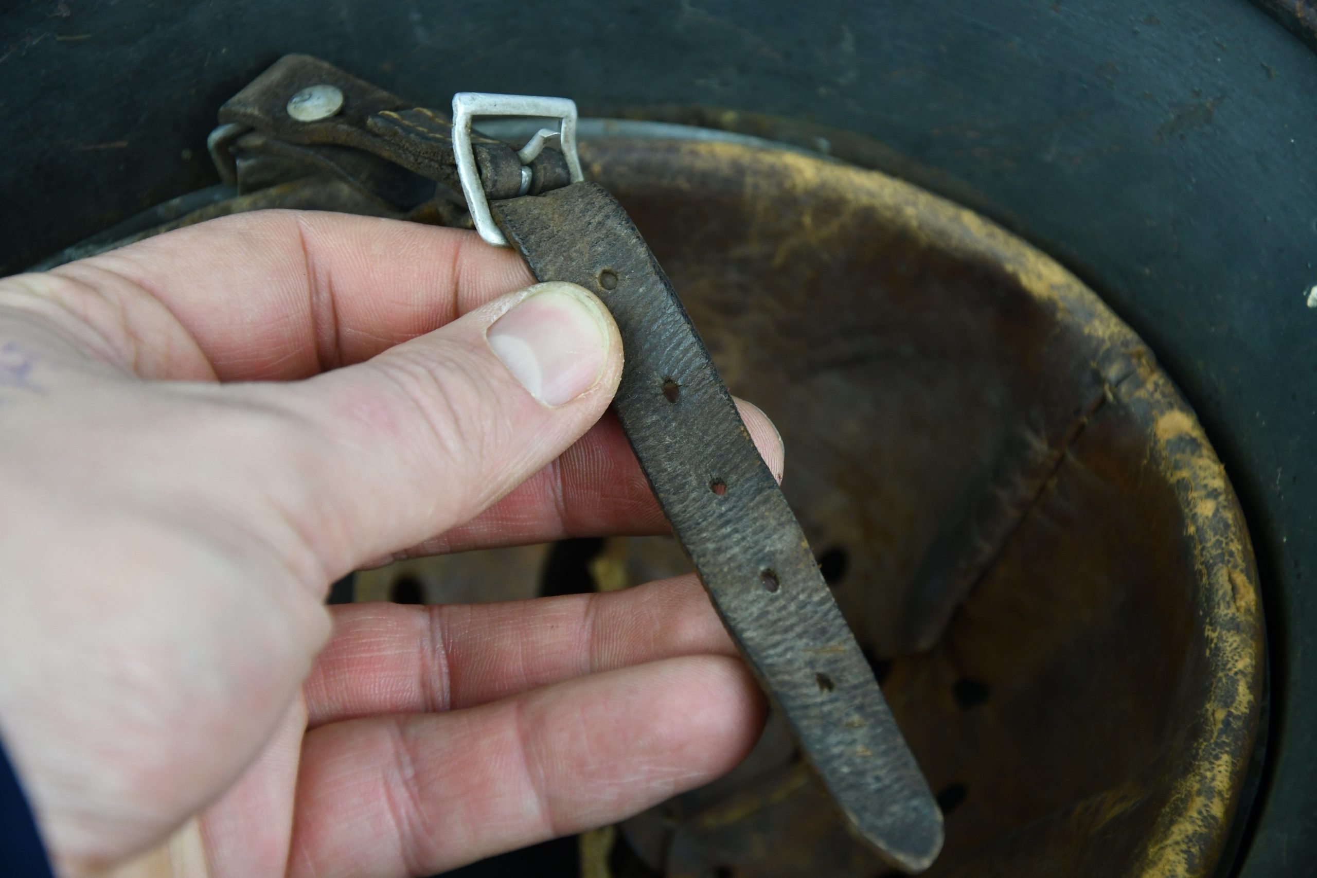 M40 army (Heer) single decal brush overpaint named EF64 — image 15