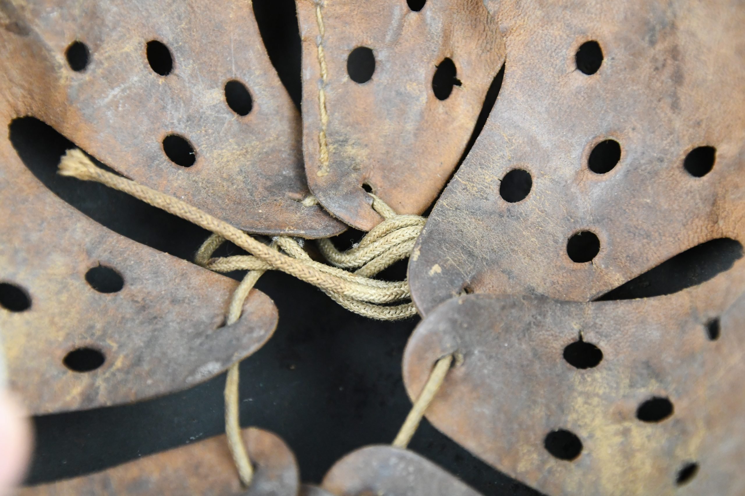 M40 army (Heer) single decal brush overpaint named EF64 — image 18