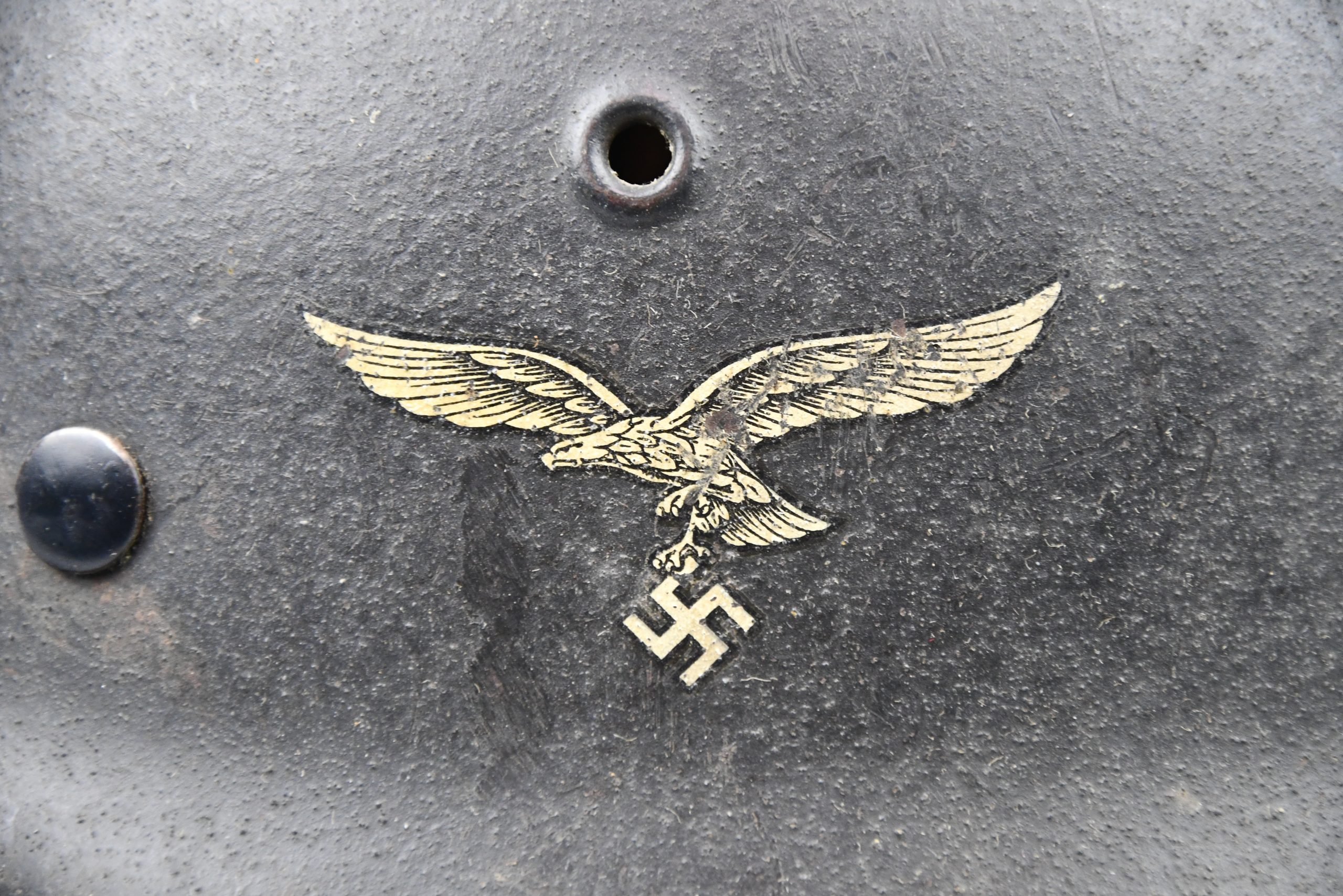 M40 Luftwaffe single decal steel helmet ET66 — image 2