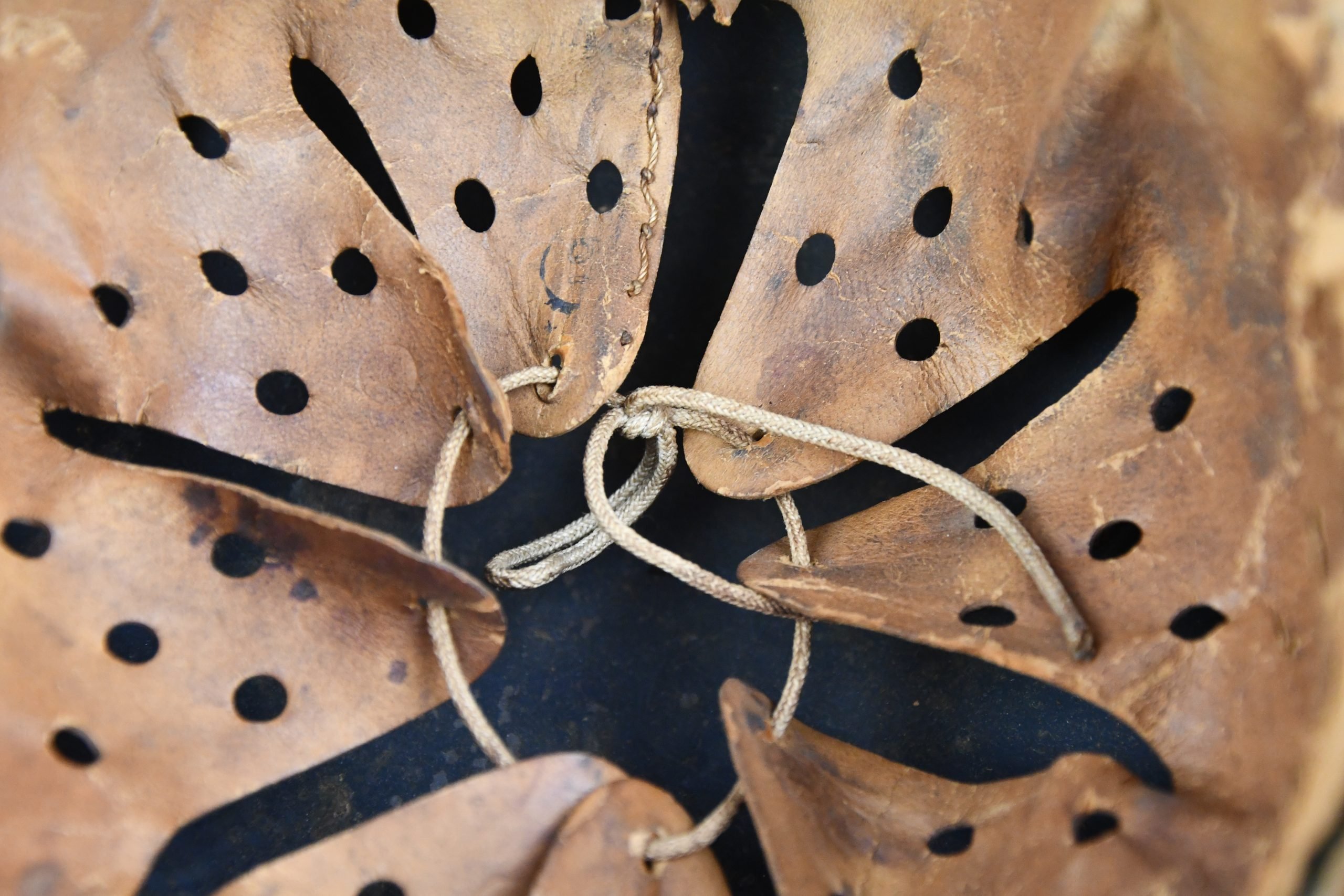 M42 Luftwaffe single decal steel helmet ET64 — image 11