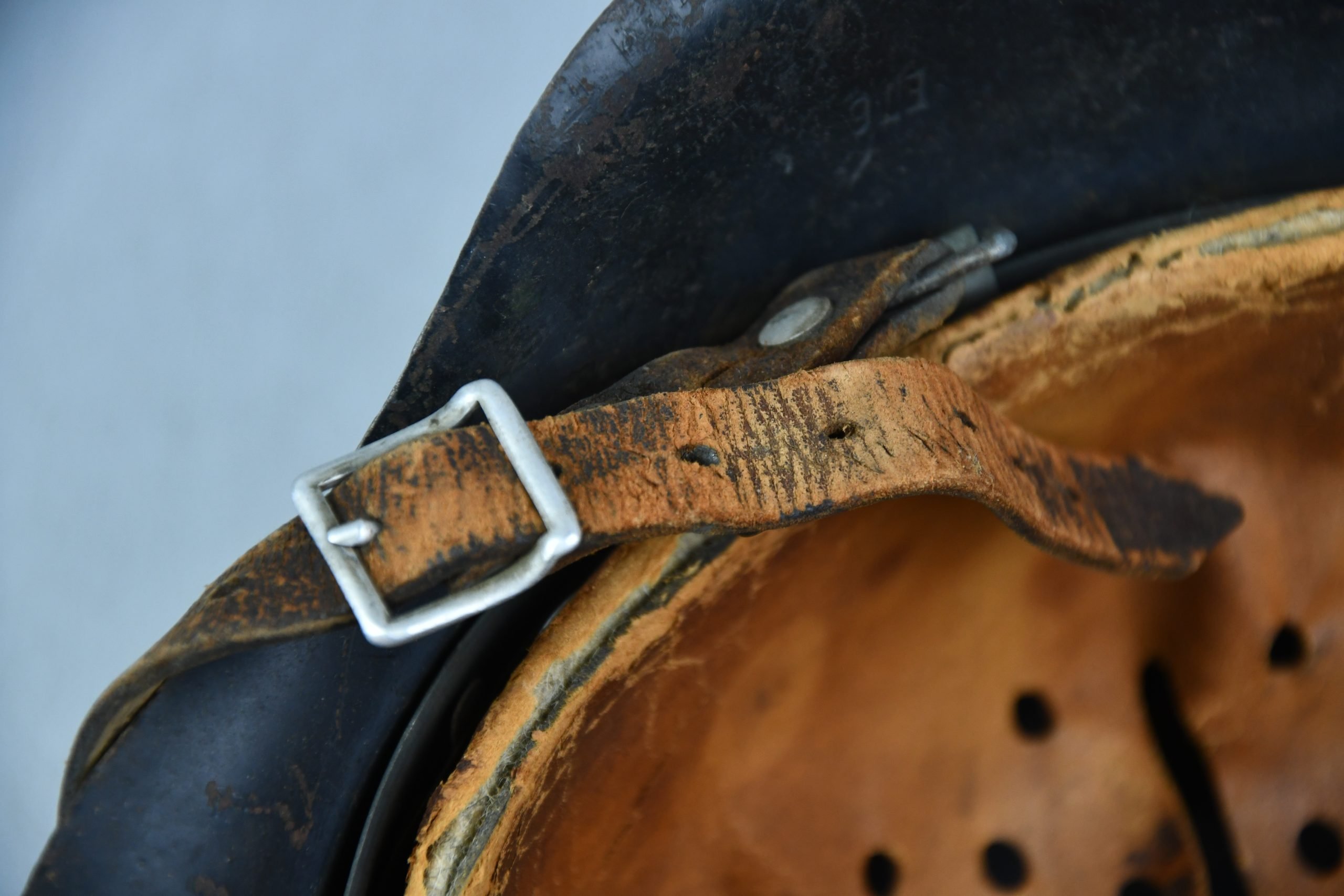 M42 Luftwaffe single decal steel helmet ET64 — image 12