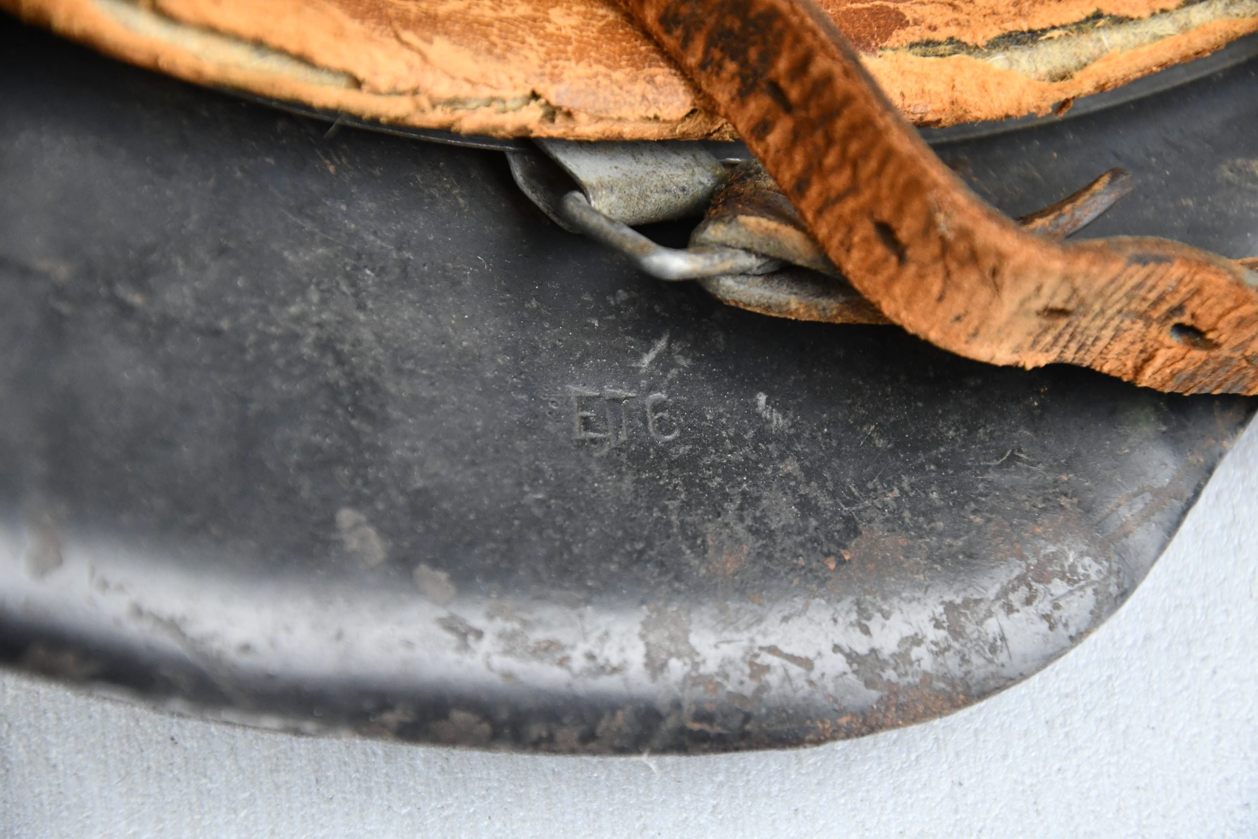 M42 Luftwaffe single decal steel helmet ET64 — image 15