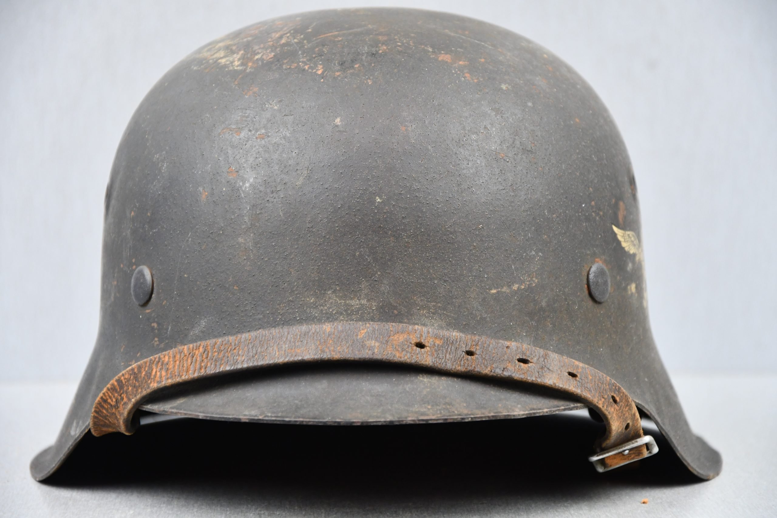 M42 Luftwaffe single decal steel helmet ET64 — image 3