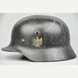 M40 army (Heer) single decal 'black' steel helmet Q64
