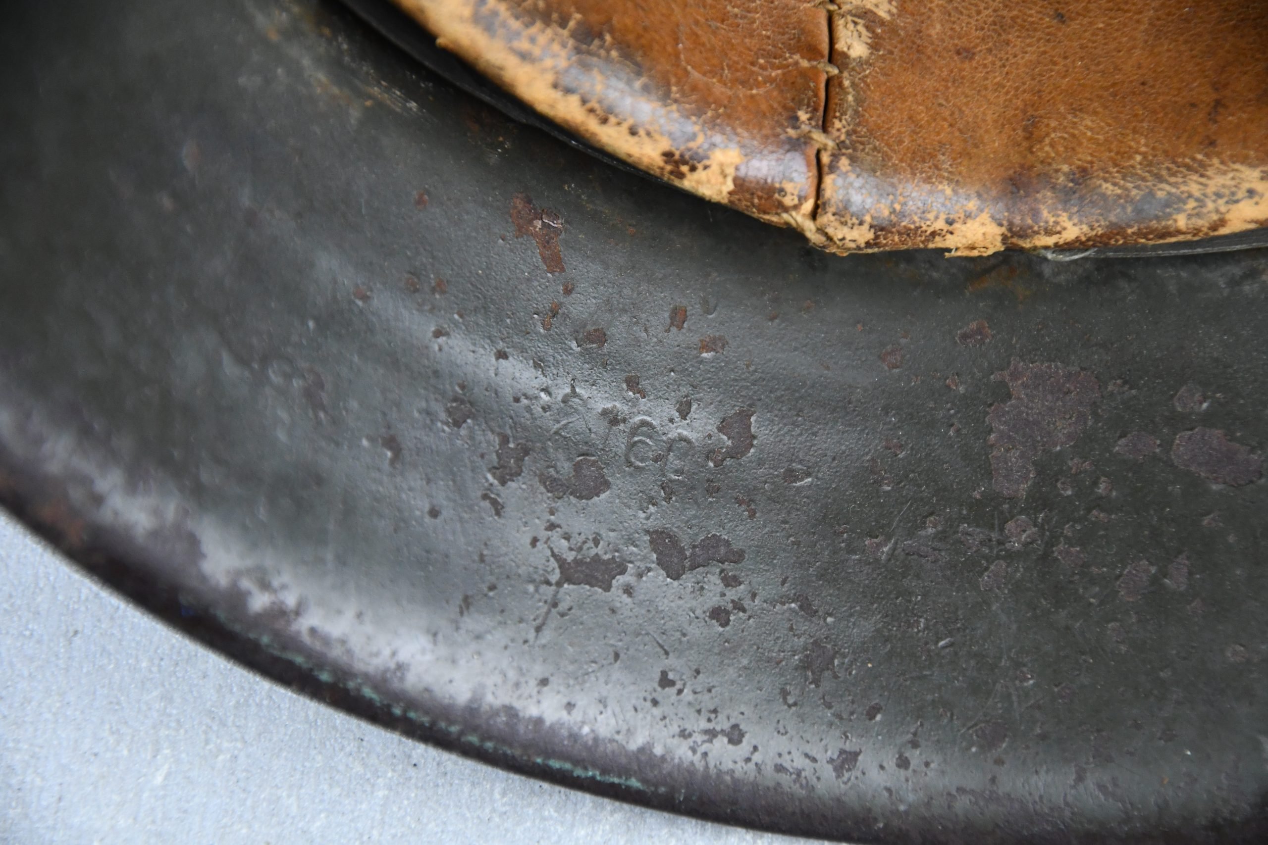 M42 army (Heer) single decal steel helmet ET68 — image 13