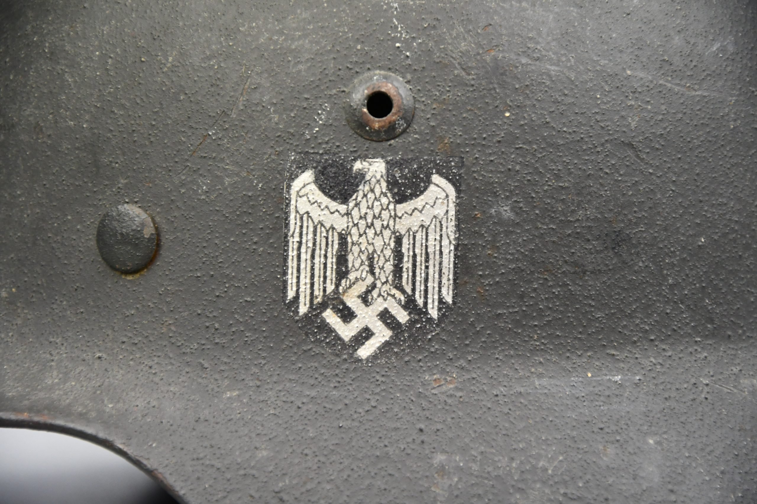 M35 army (Heer) reissued single decal steel helmet — image 2