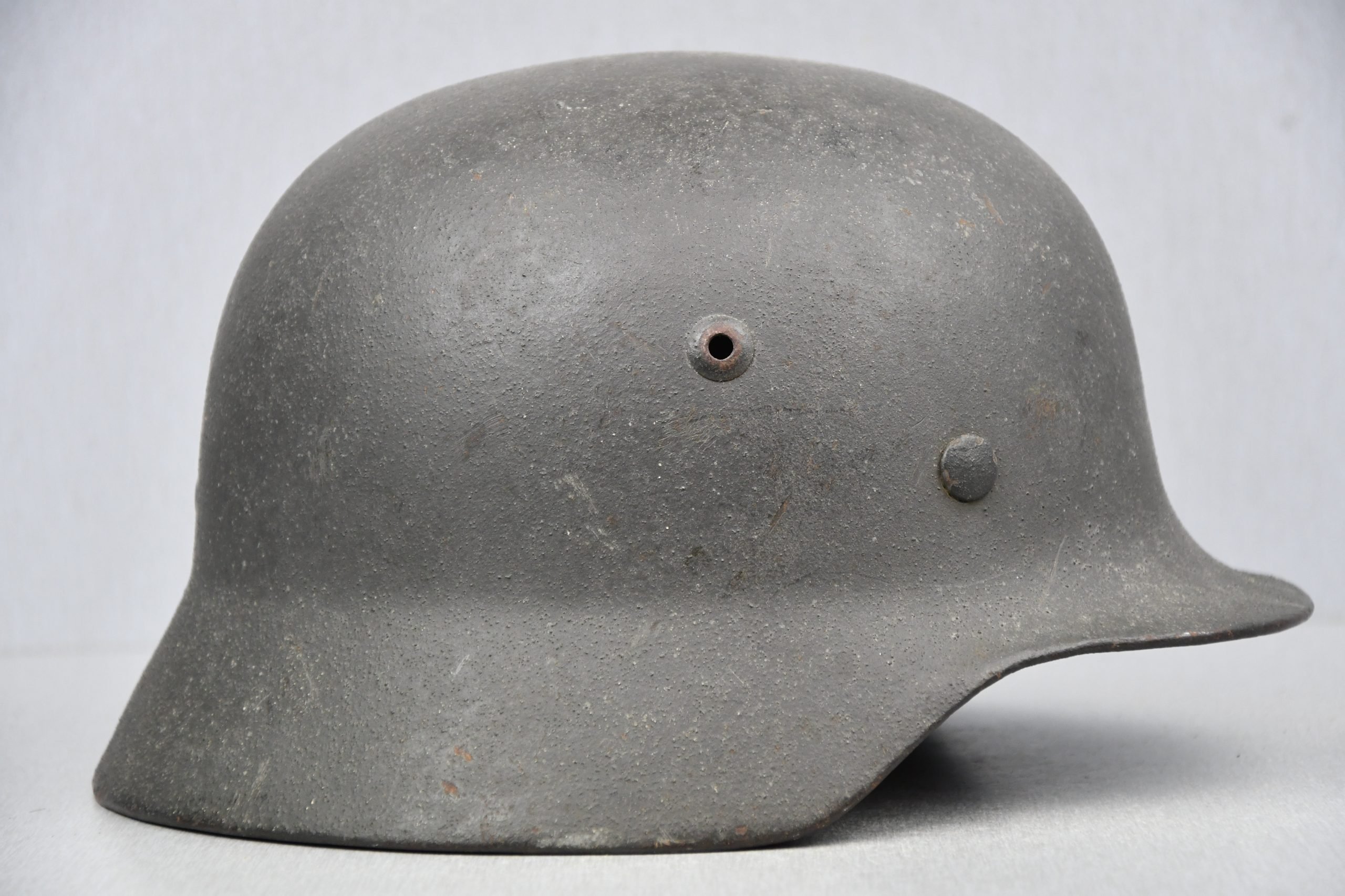 M35 army (Heer) reissued single decal steel helmet — image 4