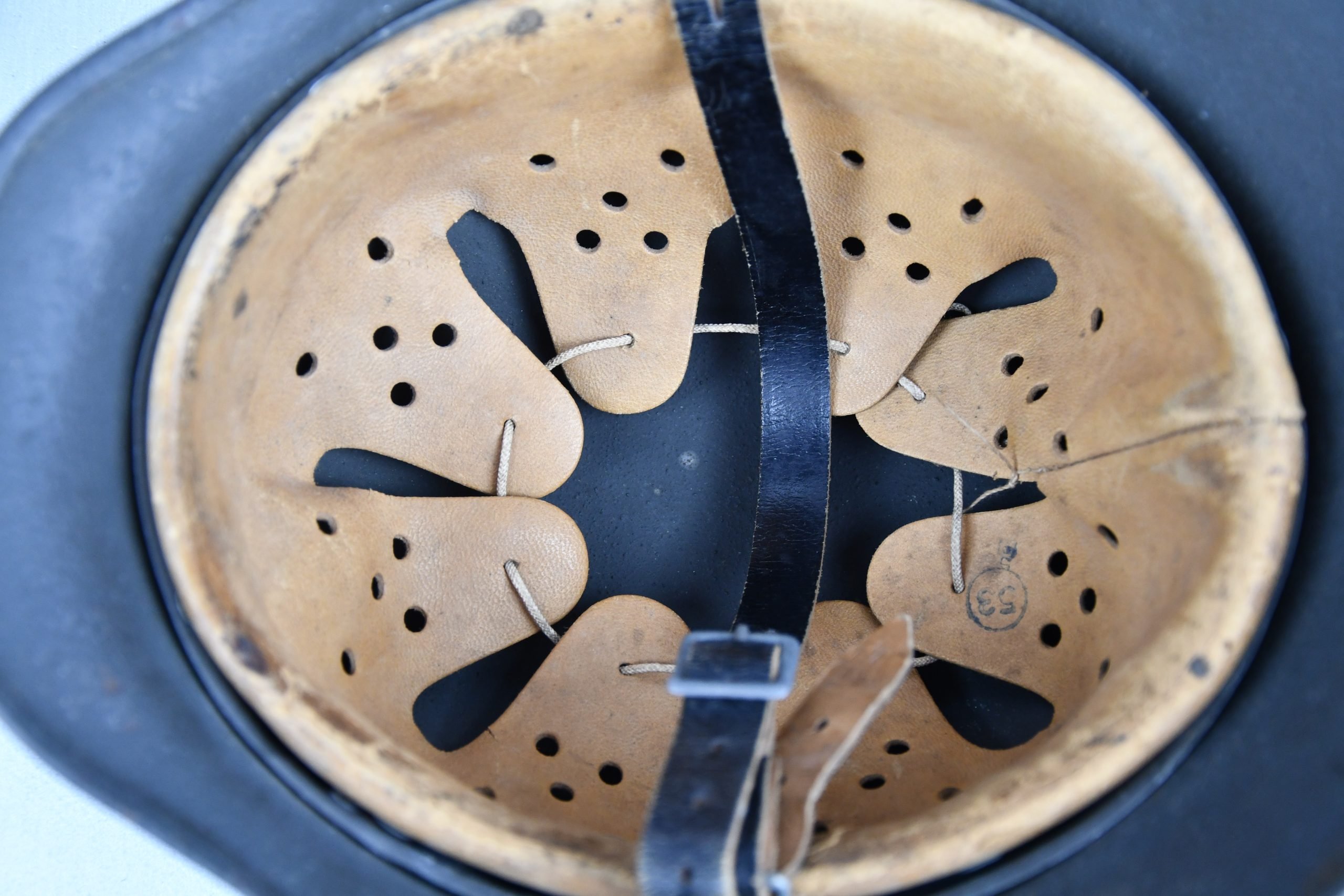 M35 army (Heer) reissued single decal steel helmet — image 8