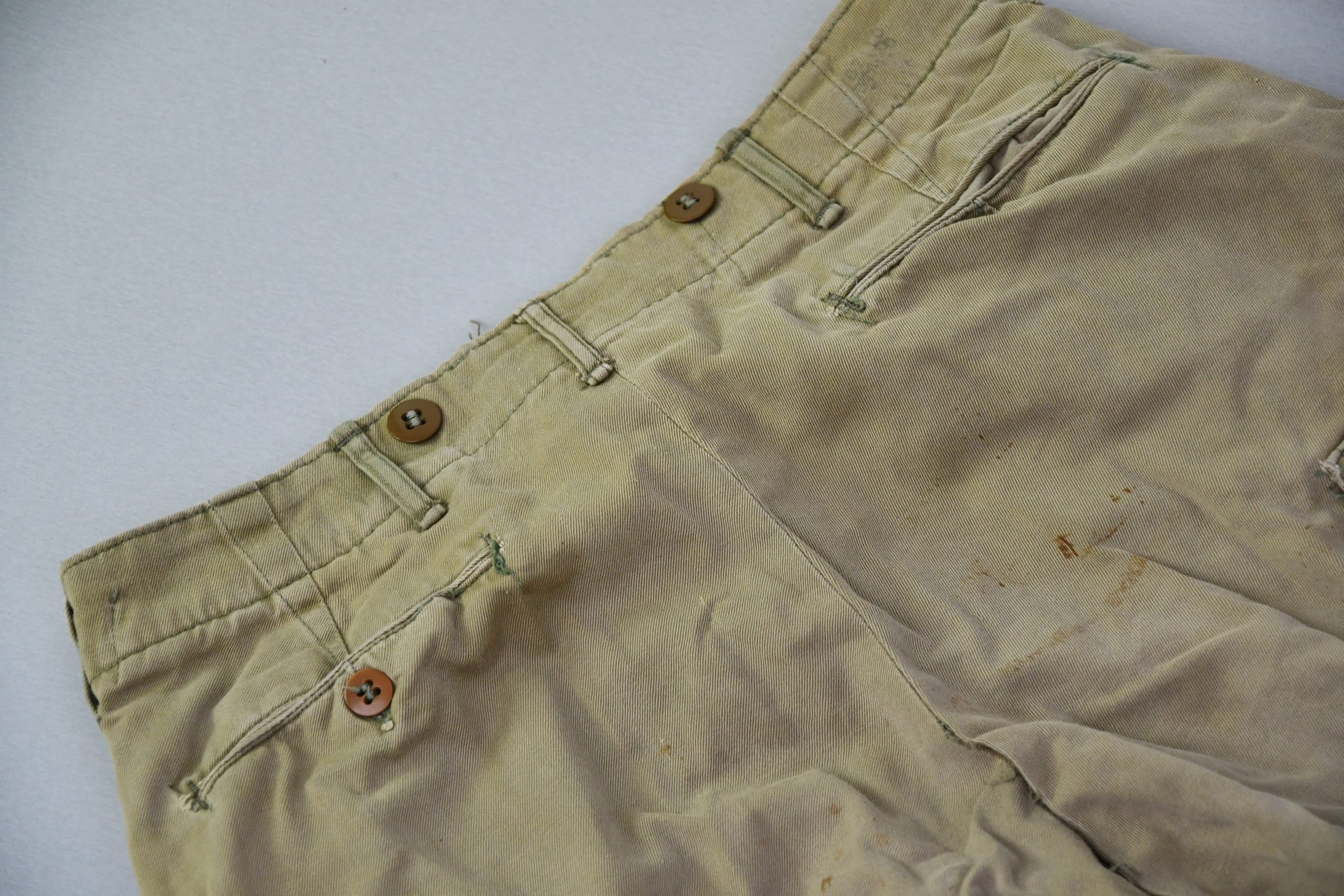 USA WW2 M42 paratrooper matching jump jacket and trousers from the same soldier — image 13