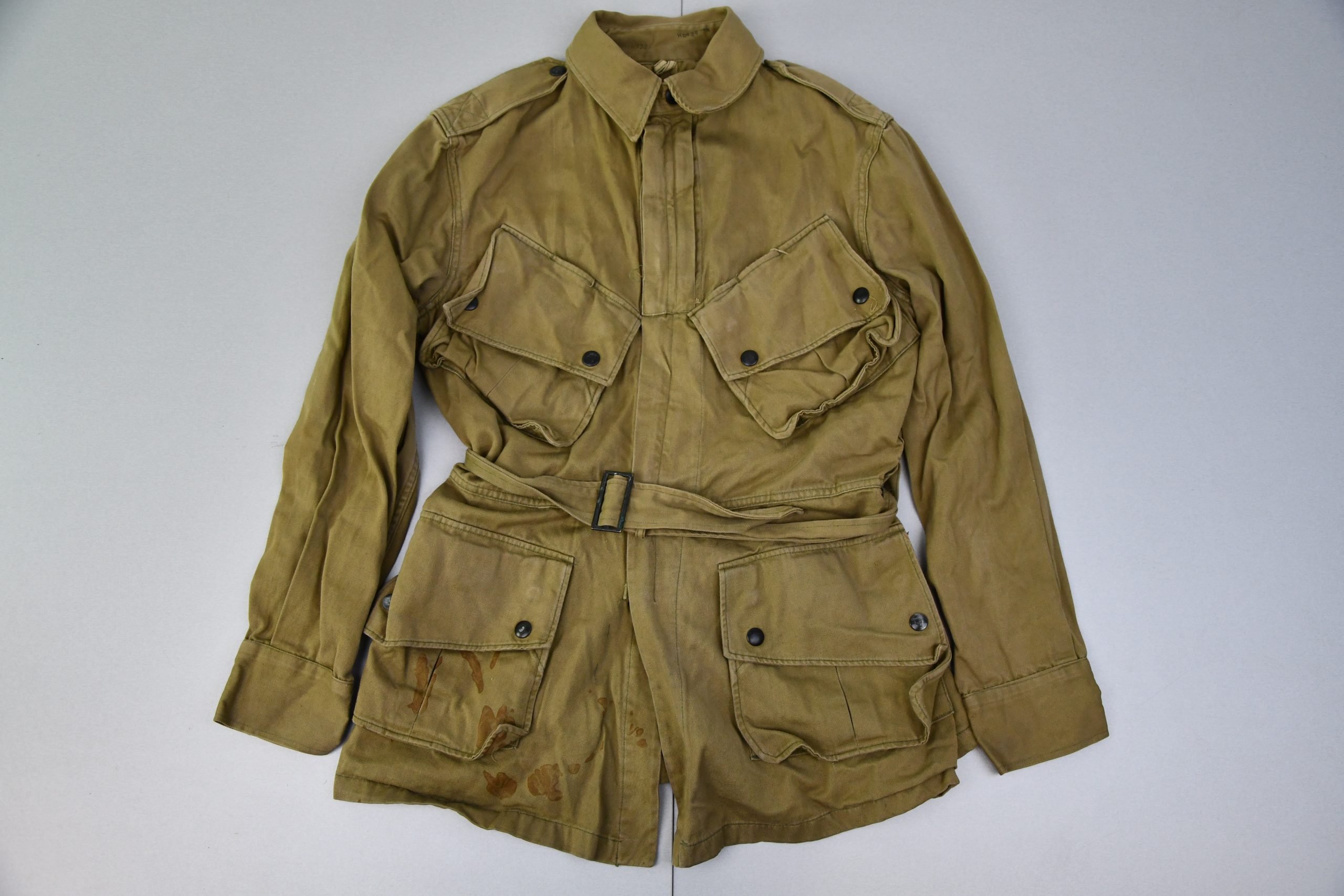USA WW2 M42 paratrooper matching jump jacket and trousers from the same soldier — image 14