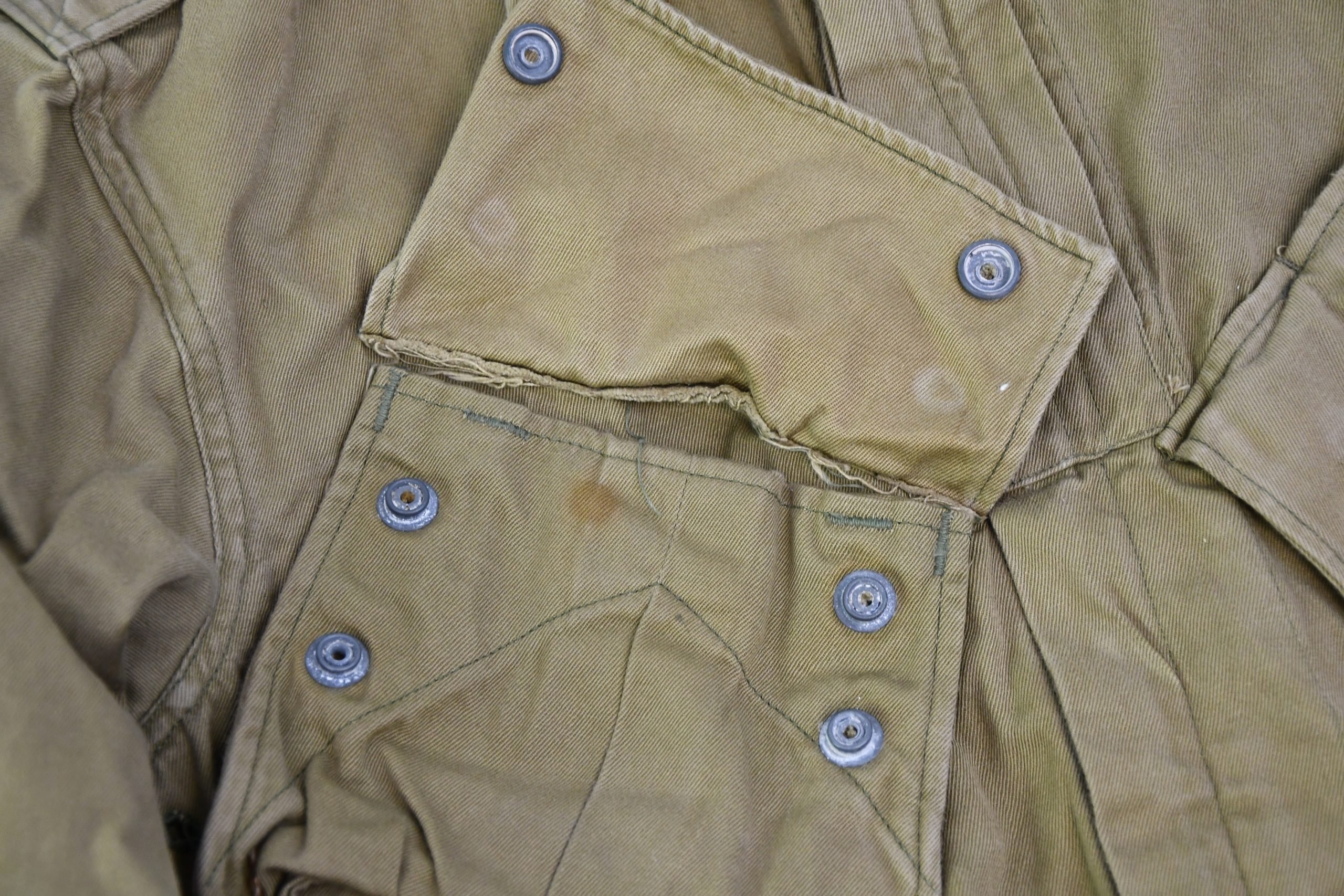 USA WW2 M42 paratrooper matching jump jacket and trousers from the same soldier — image 19