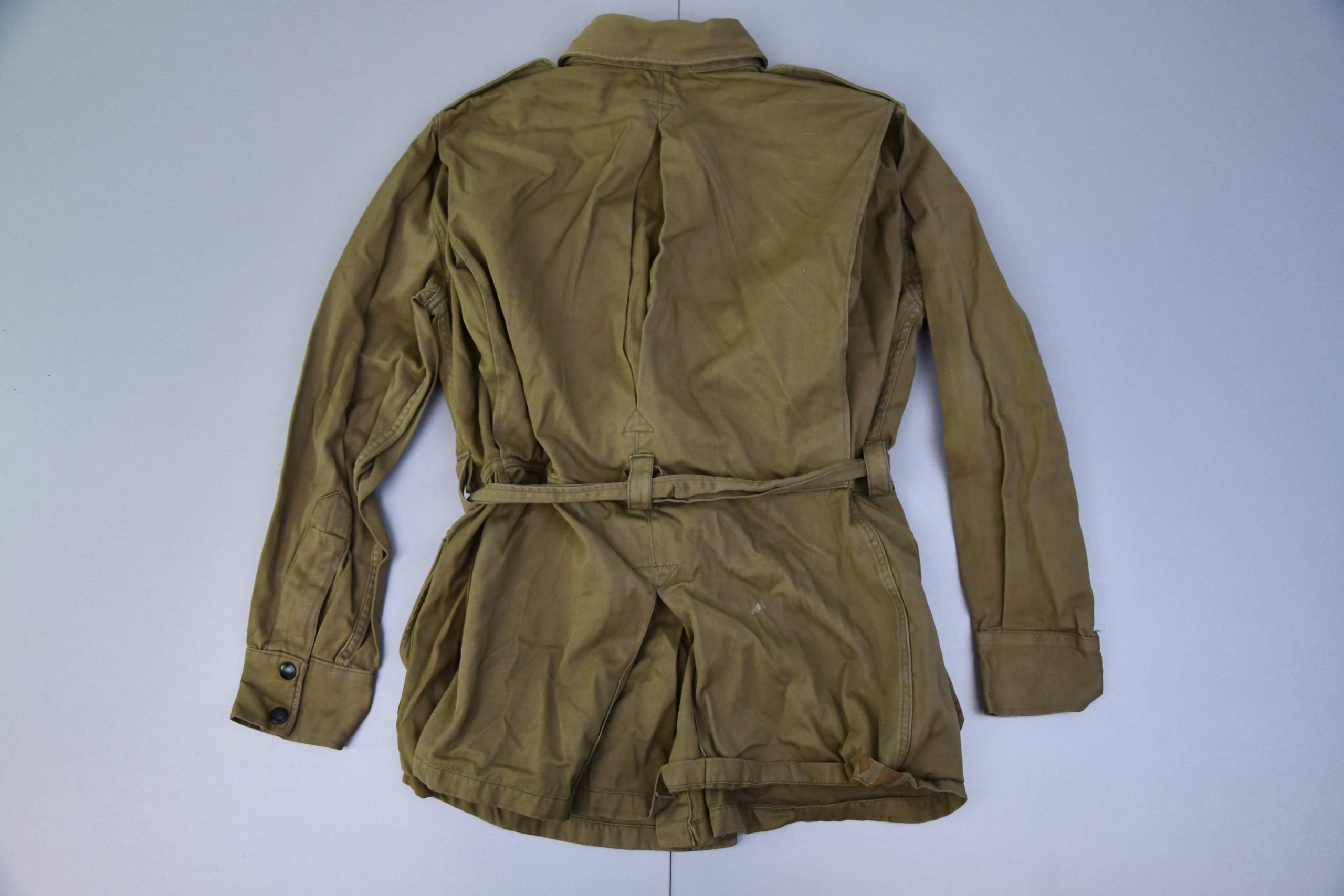 USA WW2 M42 paratrooper matching jump jacket and trousers from the same soldier — image 22