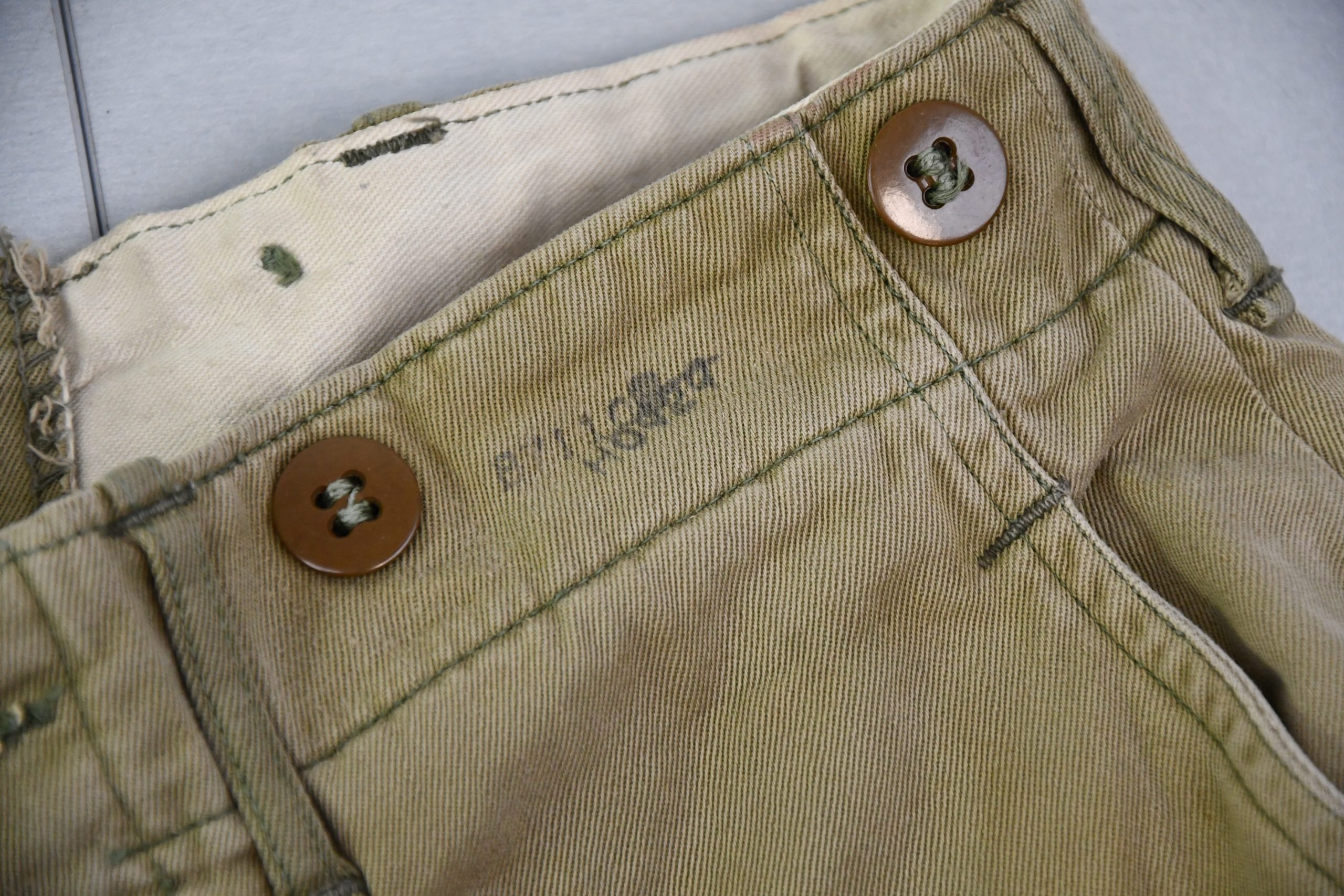 USA WW2 M42 paratrooper matching jump jacket and trousers from the same soldier — image 6