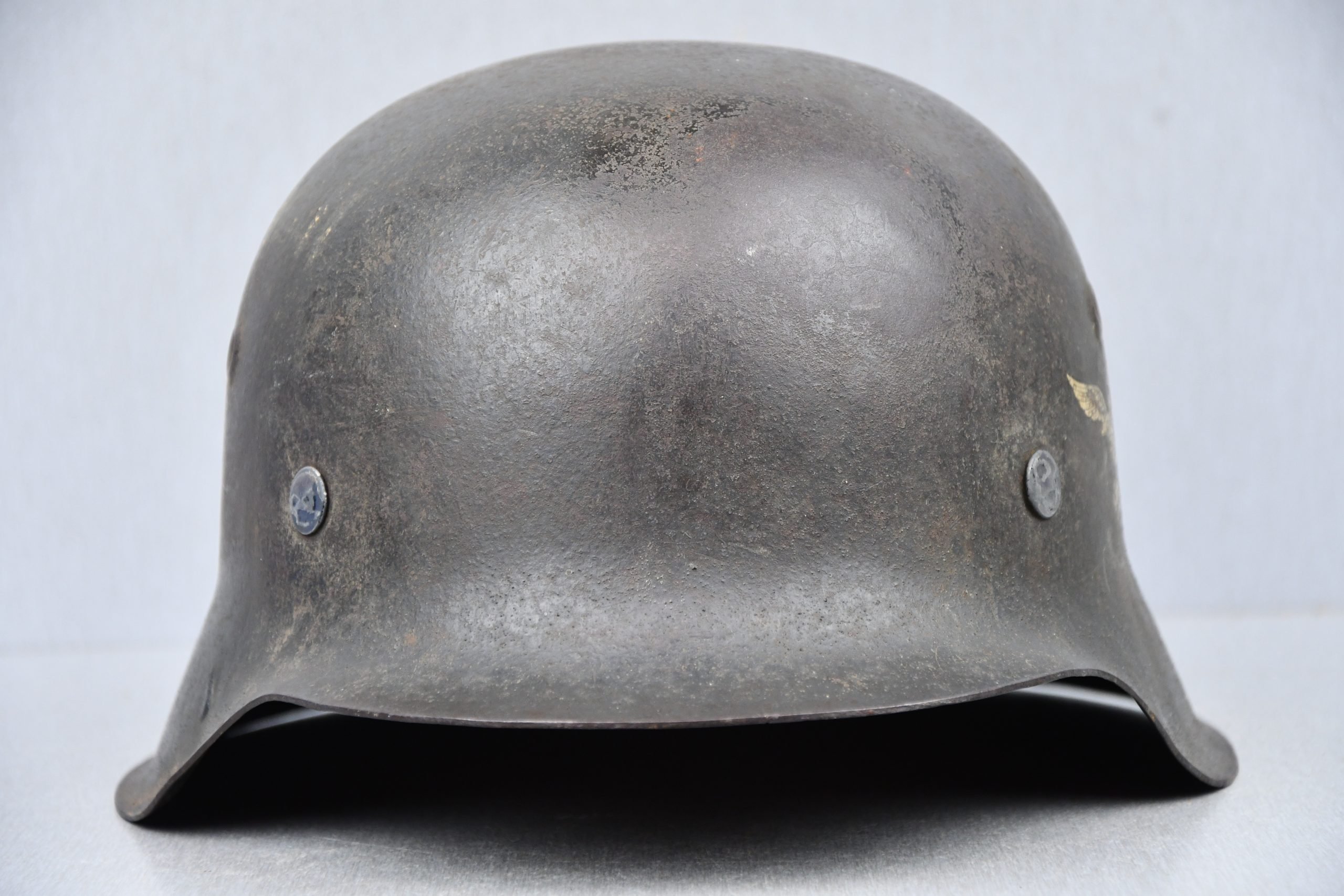 M42 Luftwaffe single decal steel helmet ET64 — image 3