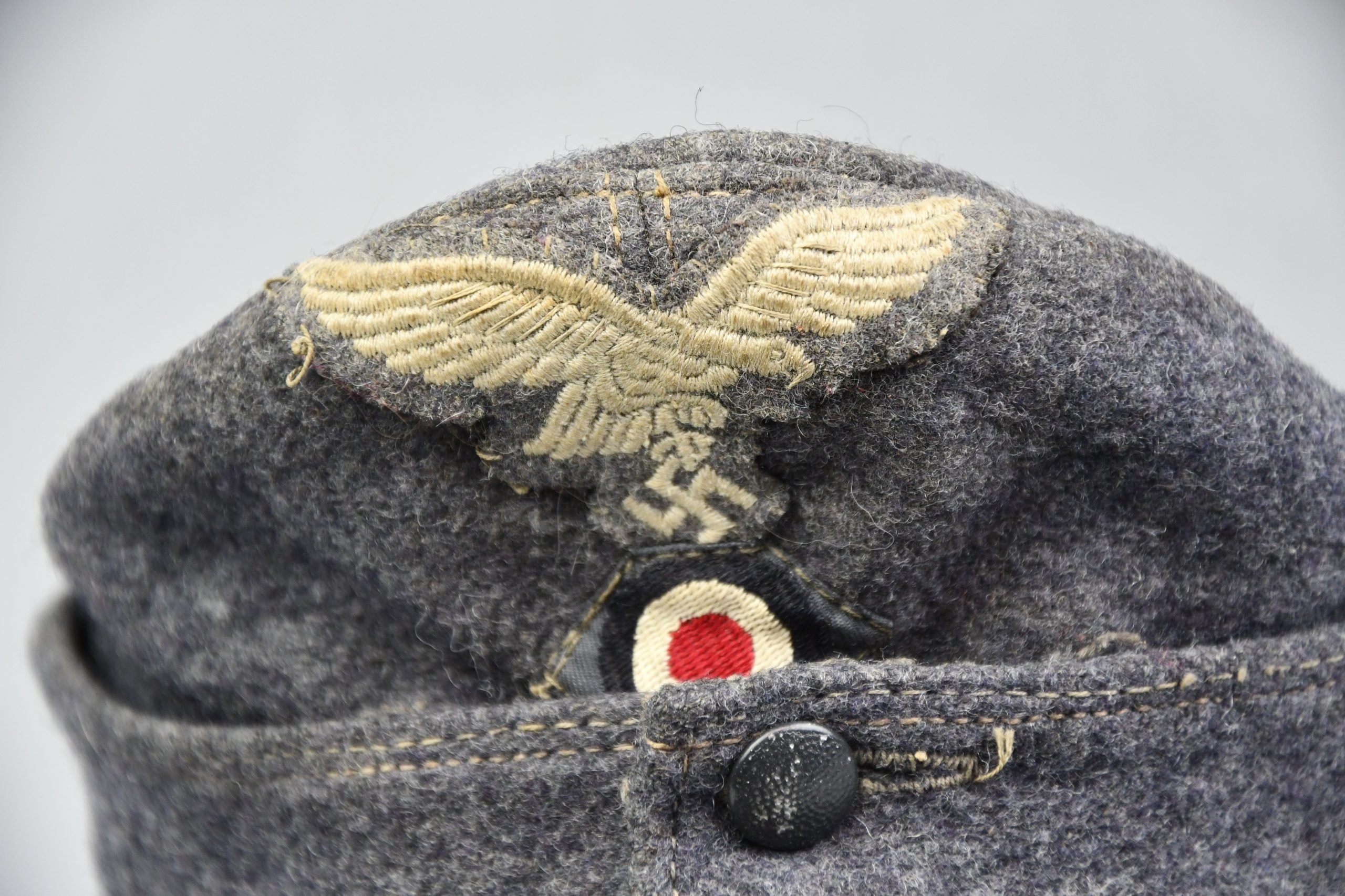 M43 Luftwaffe field cap 'Einheitsfeldmütze' with RBNr. 1944 — image 3