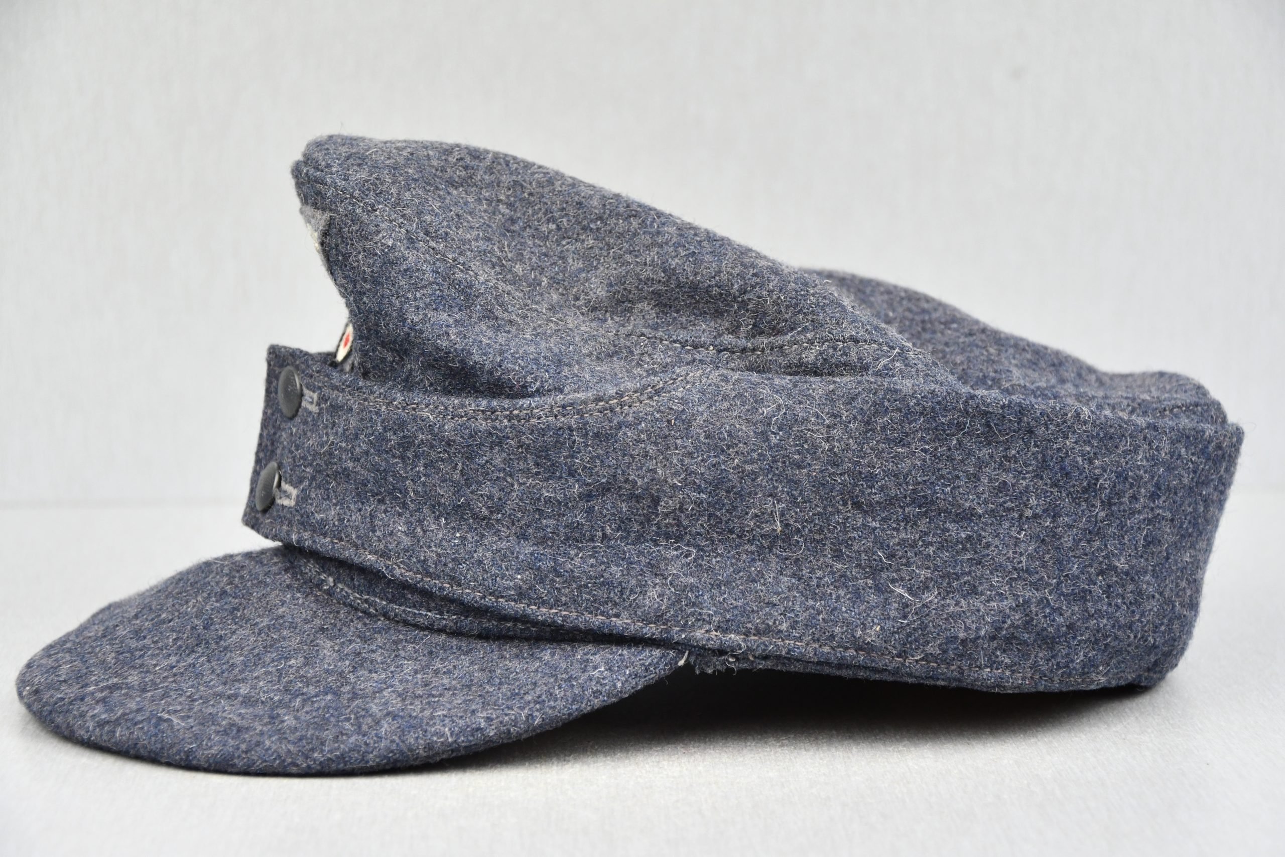 M43 Luftwaffe field cap 'Einheitsfeldmütze' with RBNr. 1944 — image 3
