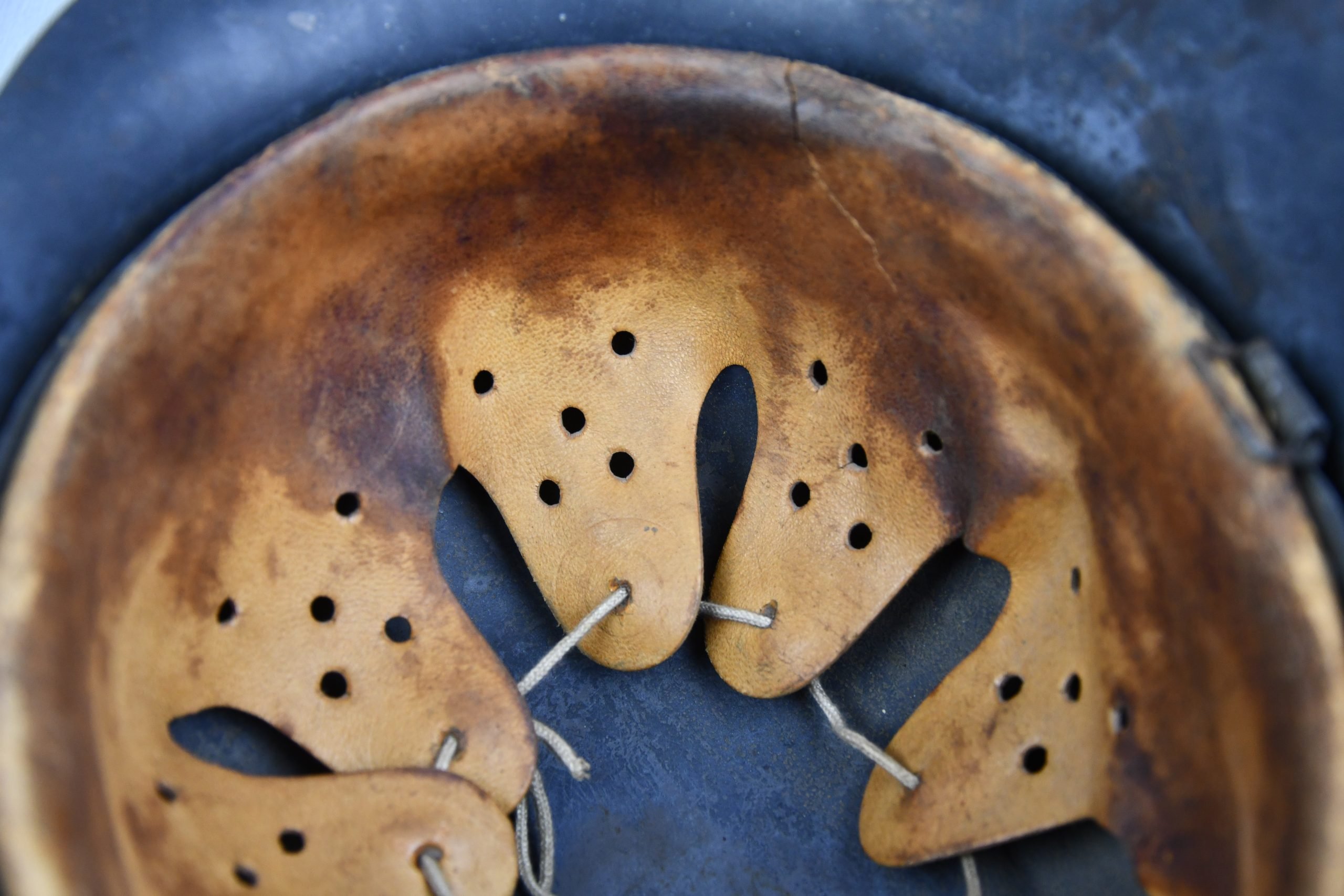 M42 Luftwaffe single decal camouflage steel helmet ckl66 — image 9