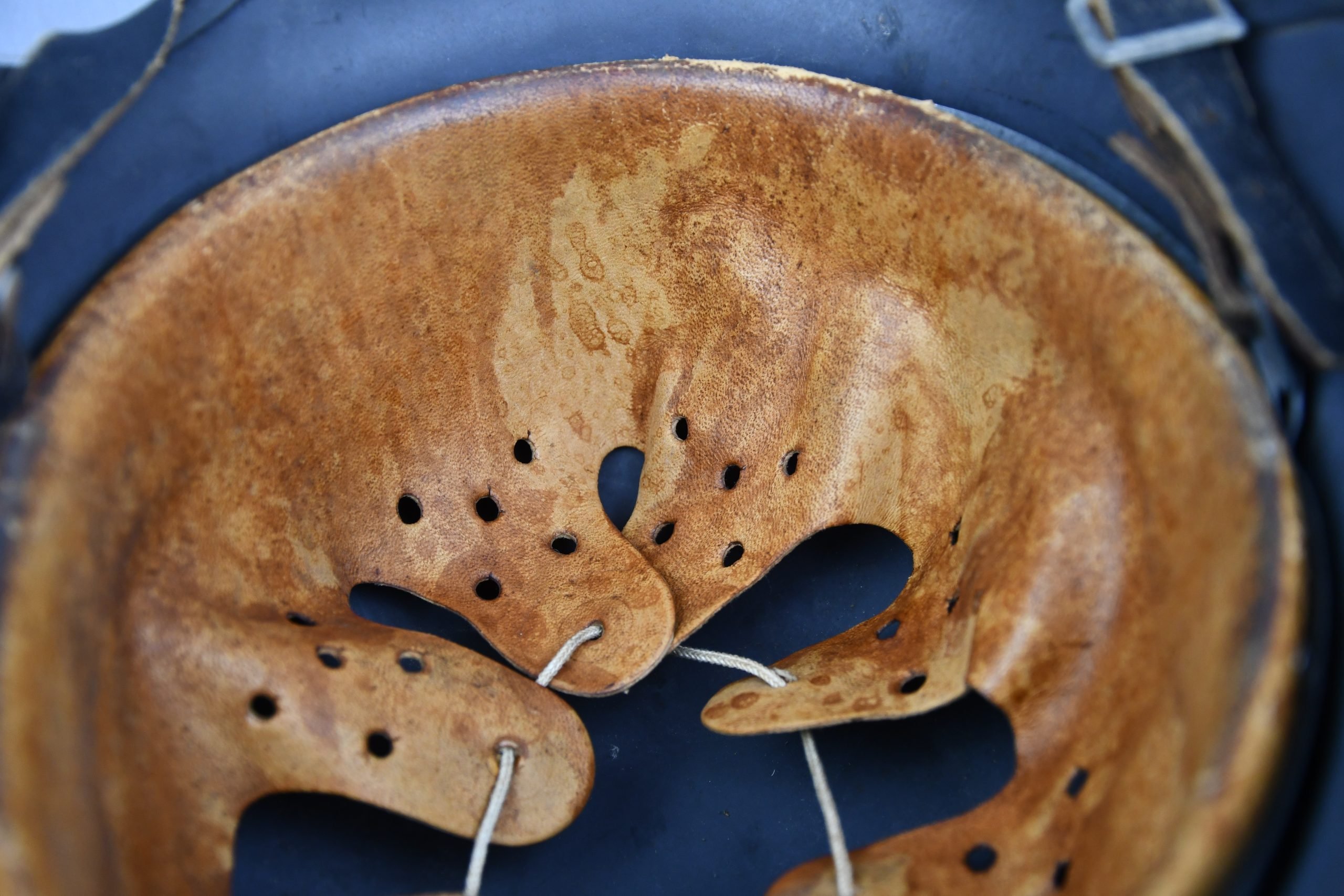 MINT M40 Luftwaffe single decal steel helmet Q66 — image 12