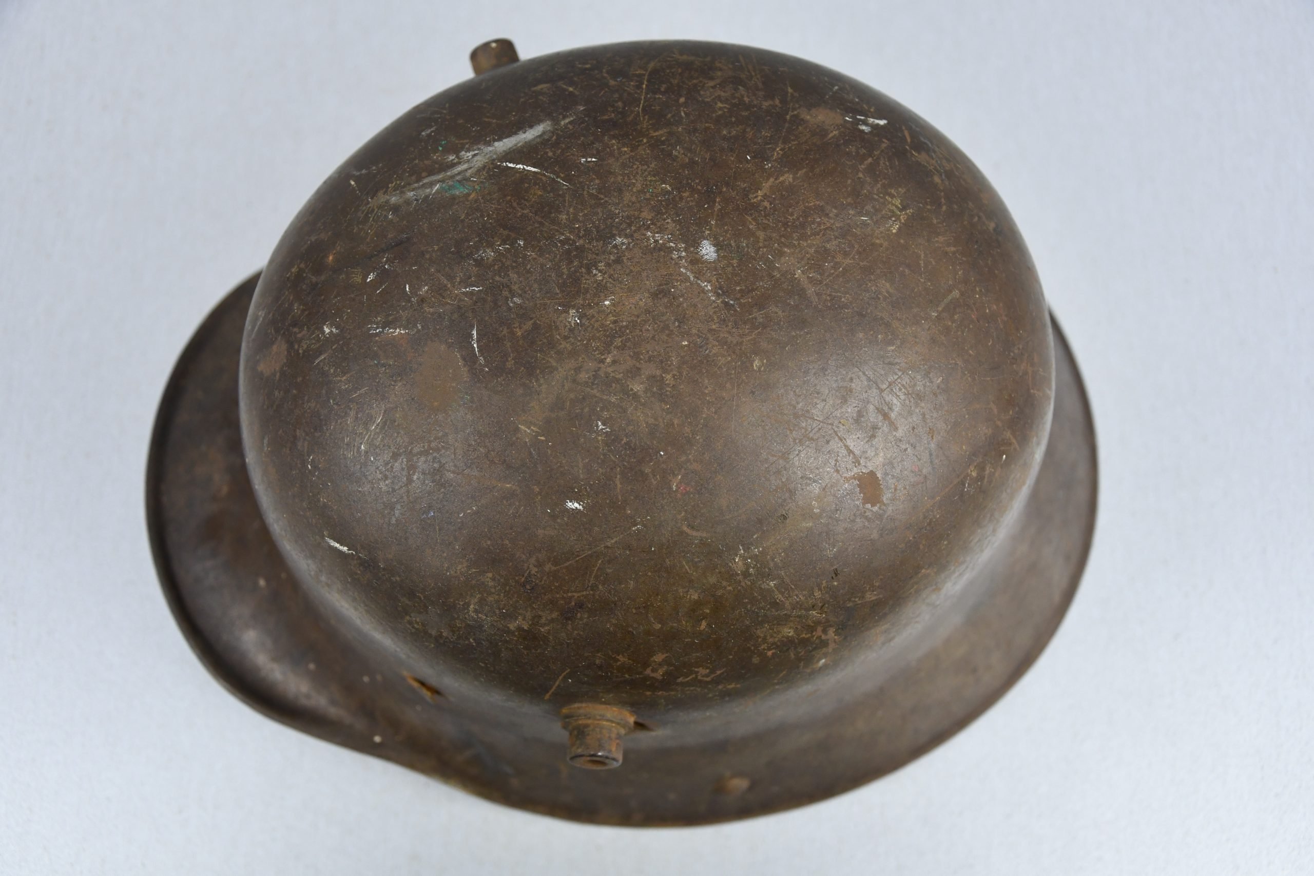 M16 WW1 German steel helmet with bullet hits ET64 — image 5