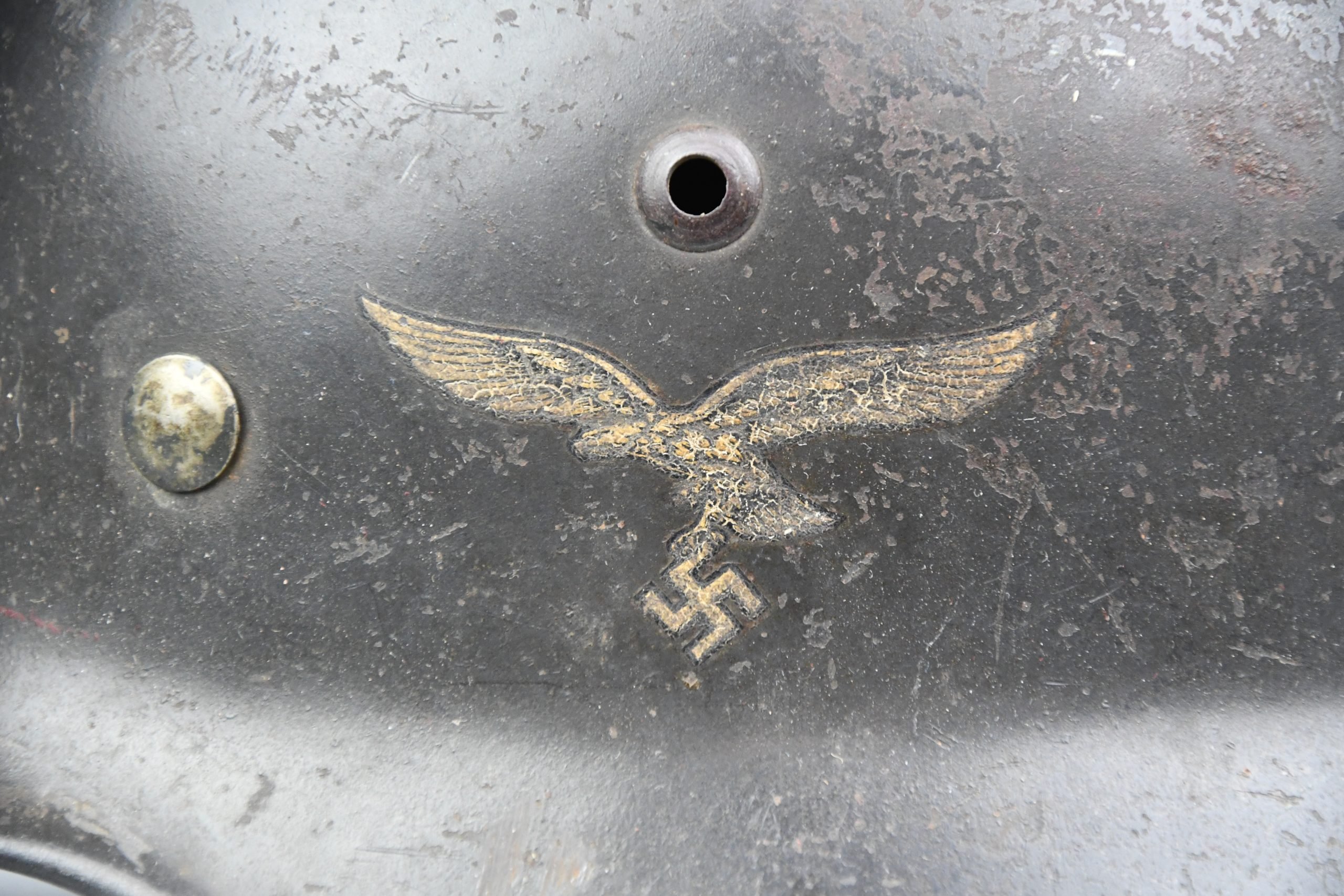 M35 Luftwaffe ex-double decal steel helmet Q64 1938 — image 2