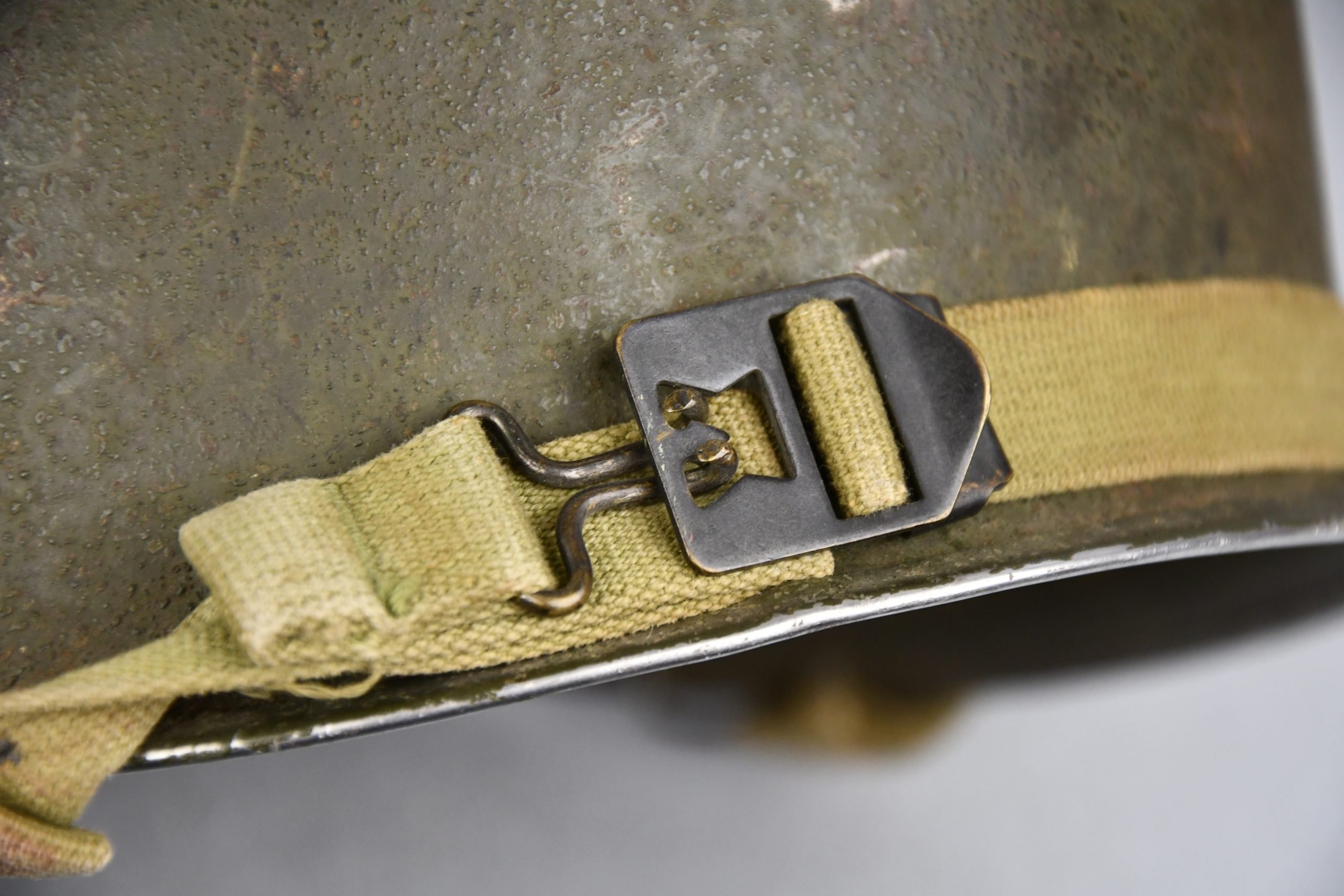 US WW2 M1 front seam fixed bale steel helmet with liner by Westinghouse — image 16