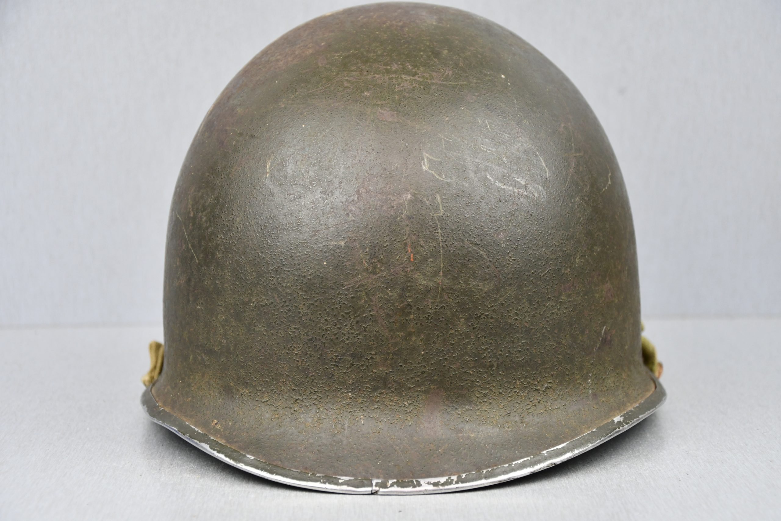 US WW2 M1 front seam fixed bale steel helmet with liner by Westinghouse — image 2
