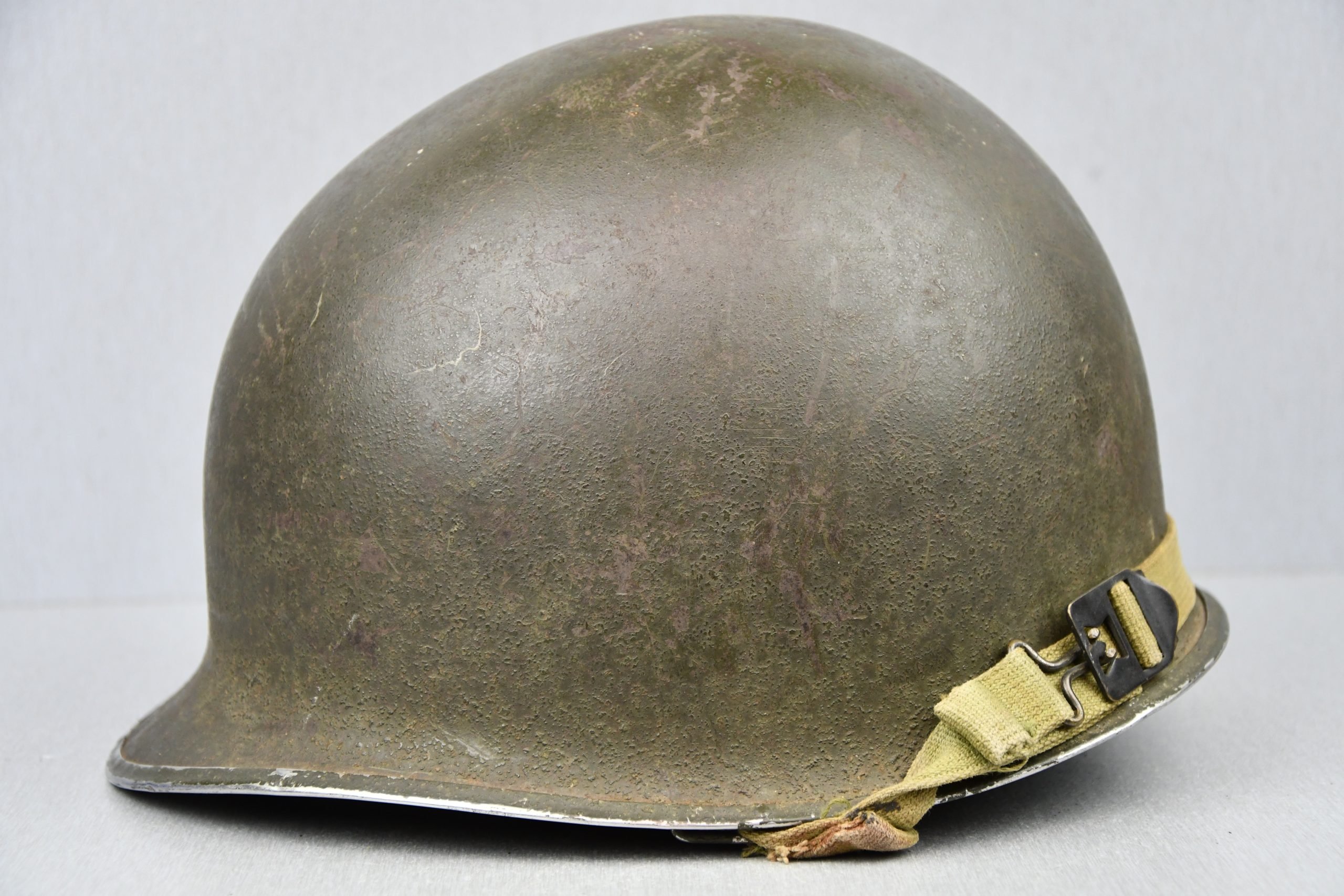 US WW2 M1 front seam fixed bale steel helmet with liner by Westinghouse — image 3