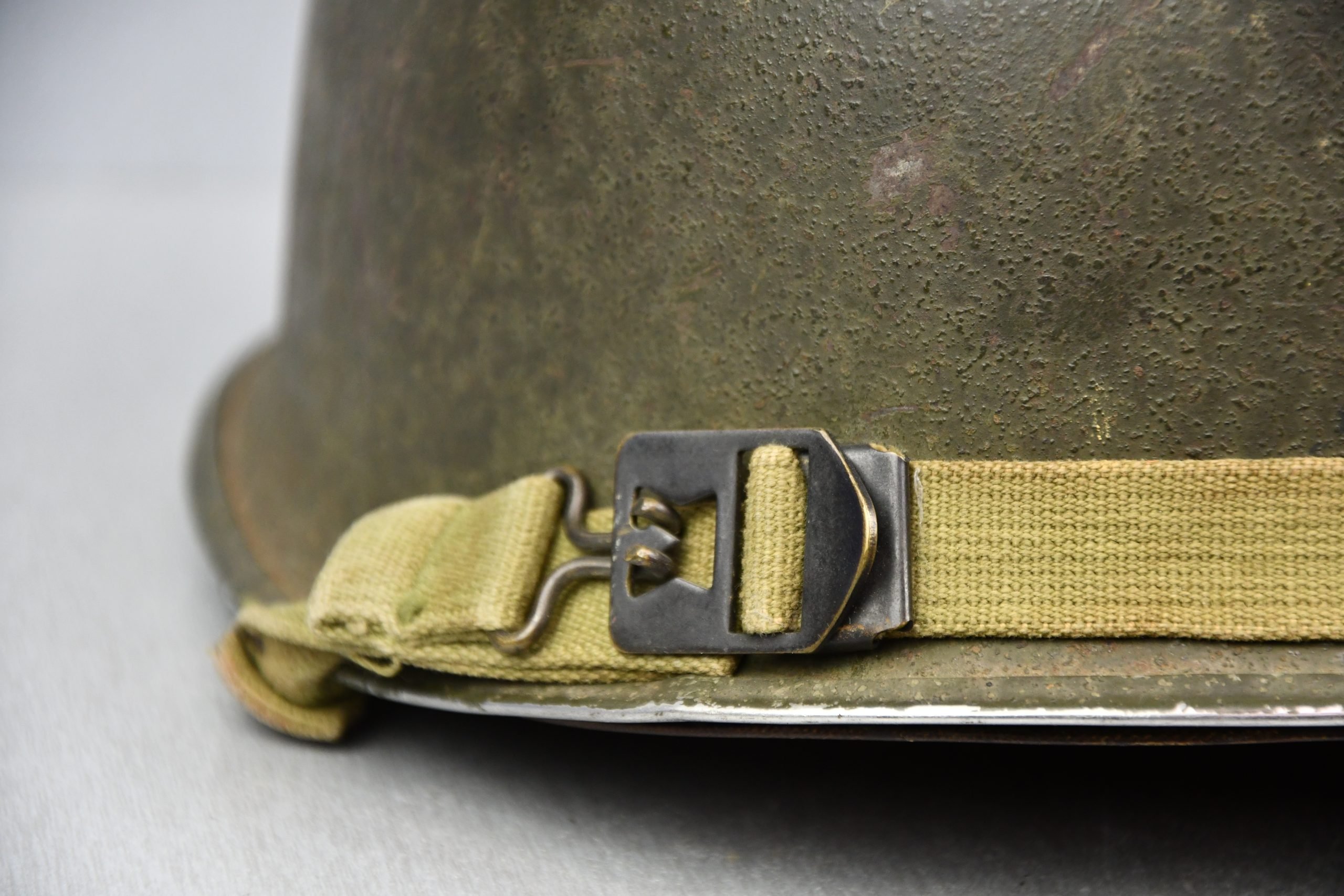 US WW2 M1 front seam fixed bale steel helmet with liner by Westinghouse — image 5