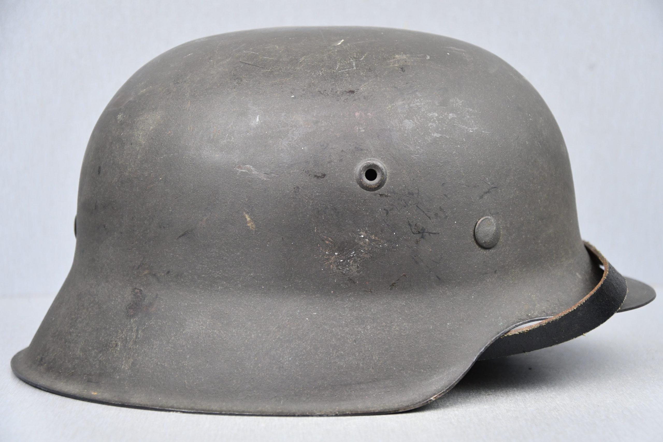 M42 army (Heer) single decal steel helmet NS68 — image 4