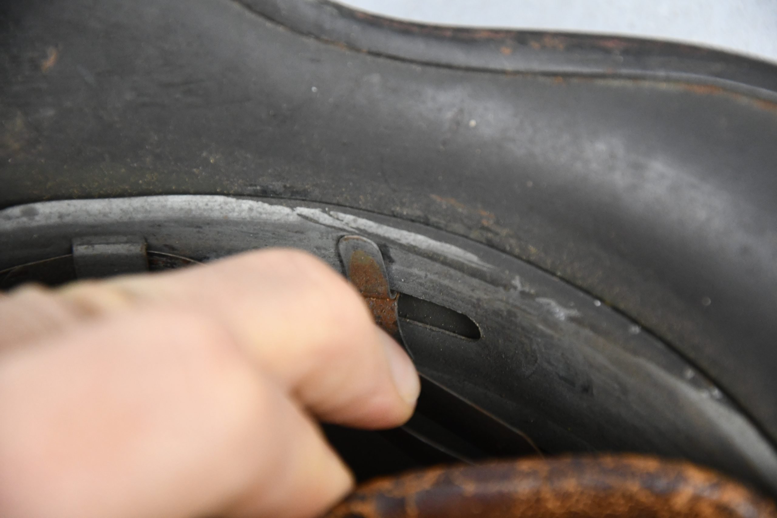 M40 army (Heer) reissued single decal steel helmet ET64 — image 12