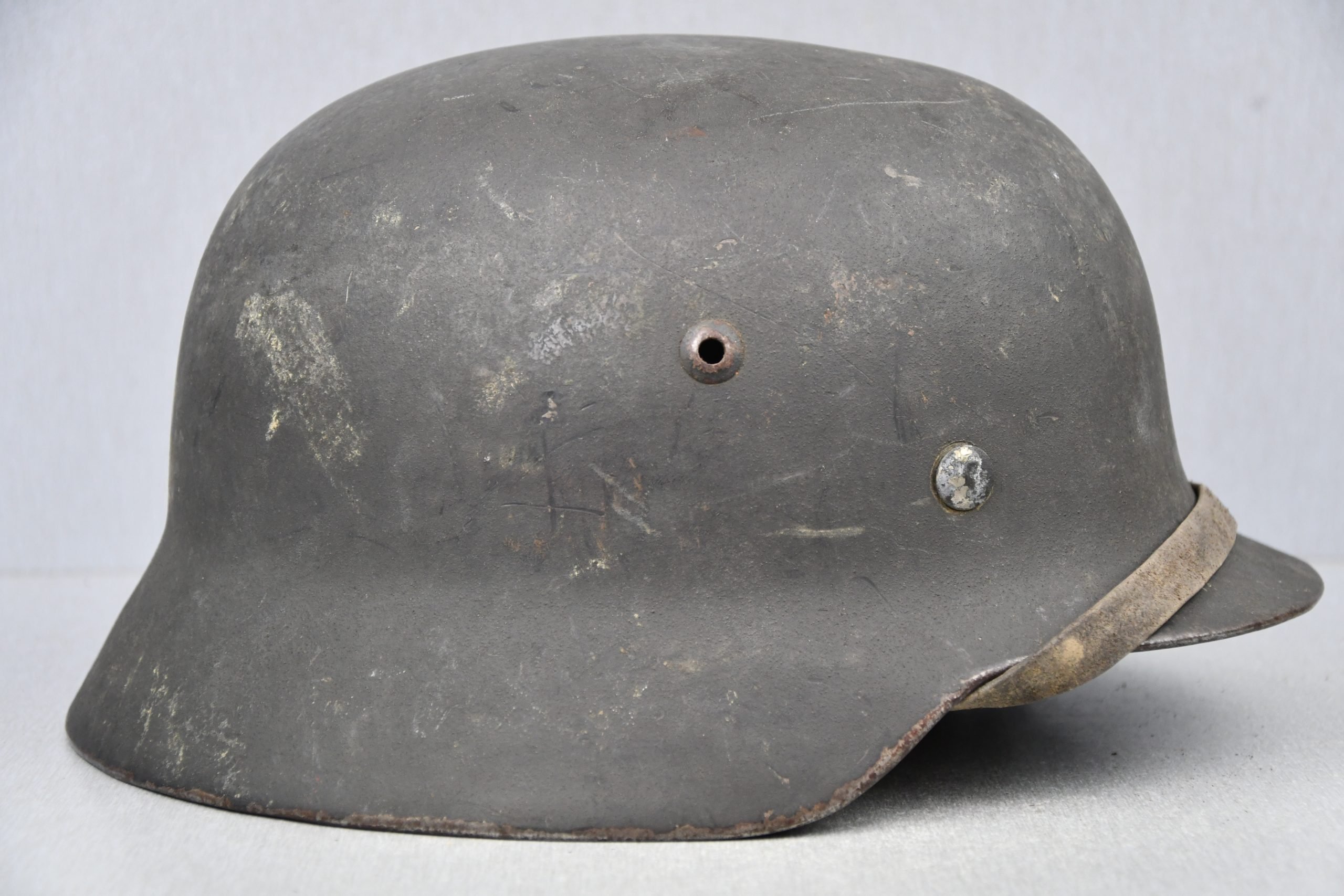 M35 army (Heer) reissued single decal steel helmet NS66 — image 4