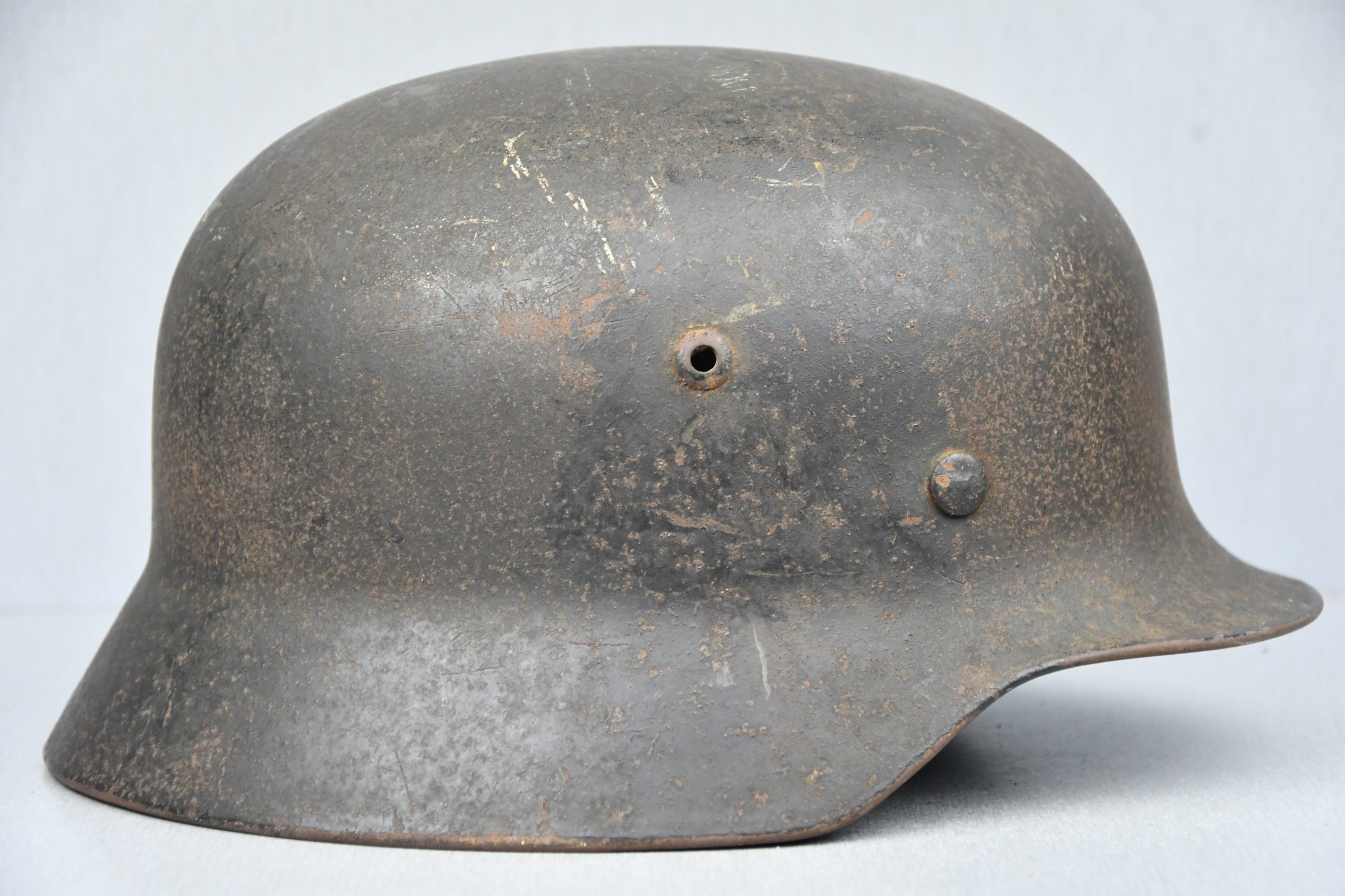 M35 army (Heer) reissued single decal steel helmet Q66 named — image 4