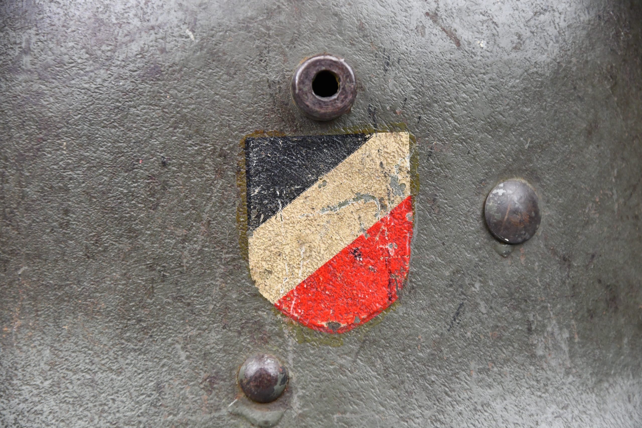 M17 army (Heer) double decal steel helmet named and unit marked Infanterie-Regiment 628 — image 6