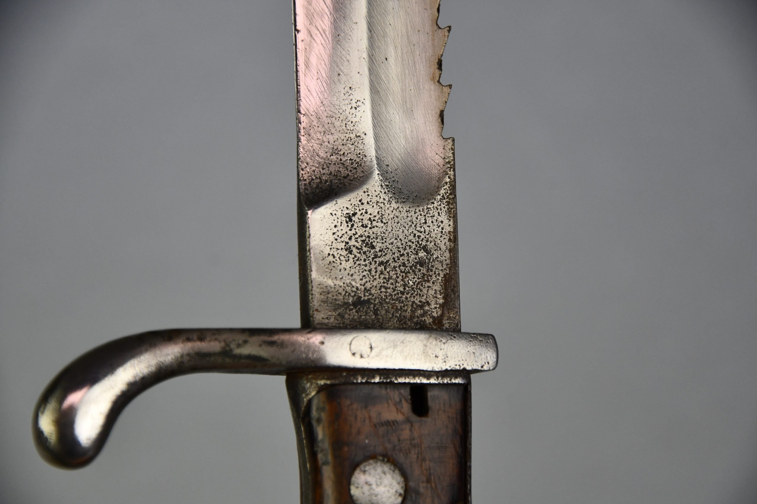 WW1 German M1895/05 'Butcher' bayonet with sawteeth by Erfurt 1915 — image 11