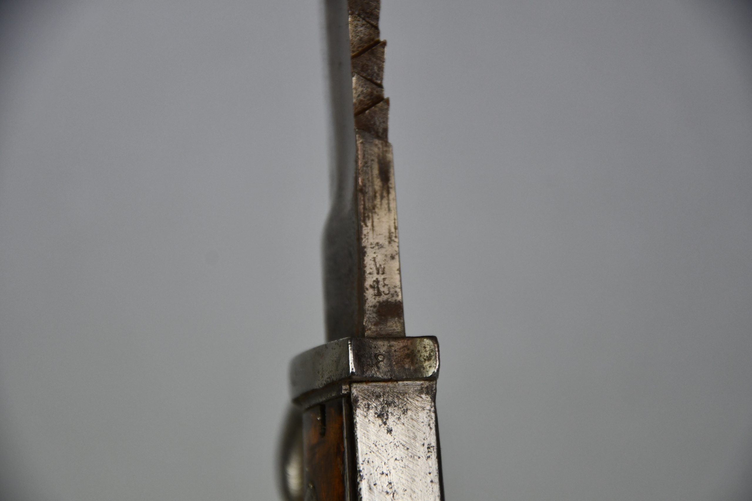 WW1 German M1895/05 'Butcher' bayonet with sawteeth by Erfurt 1915 — image 12
