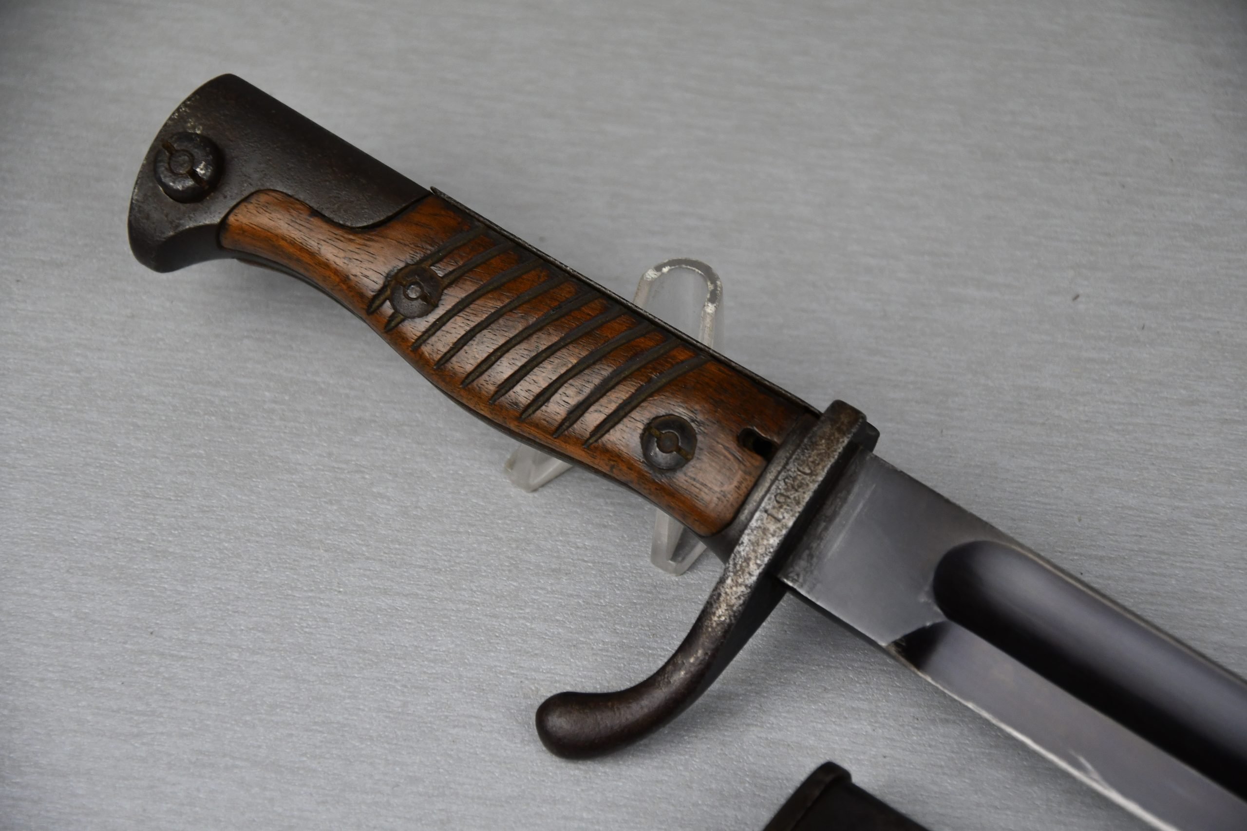 WW1 German M1895/05 'Butcher' bayonet by Waffenfabrik Mauser 1917 — image 2