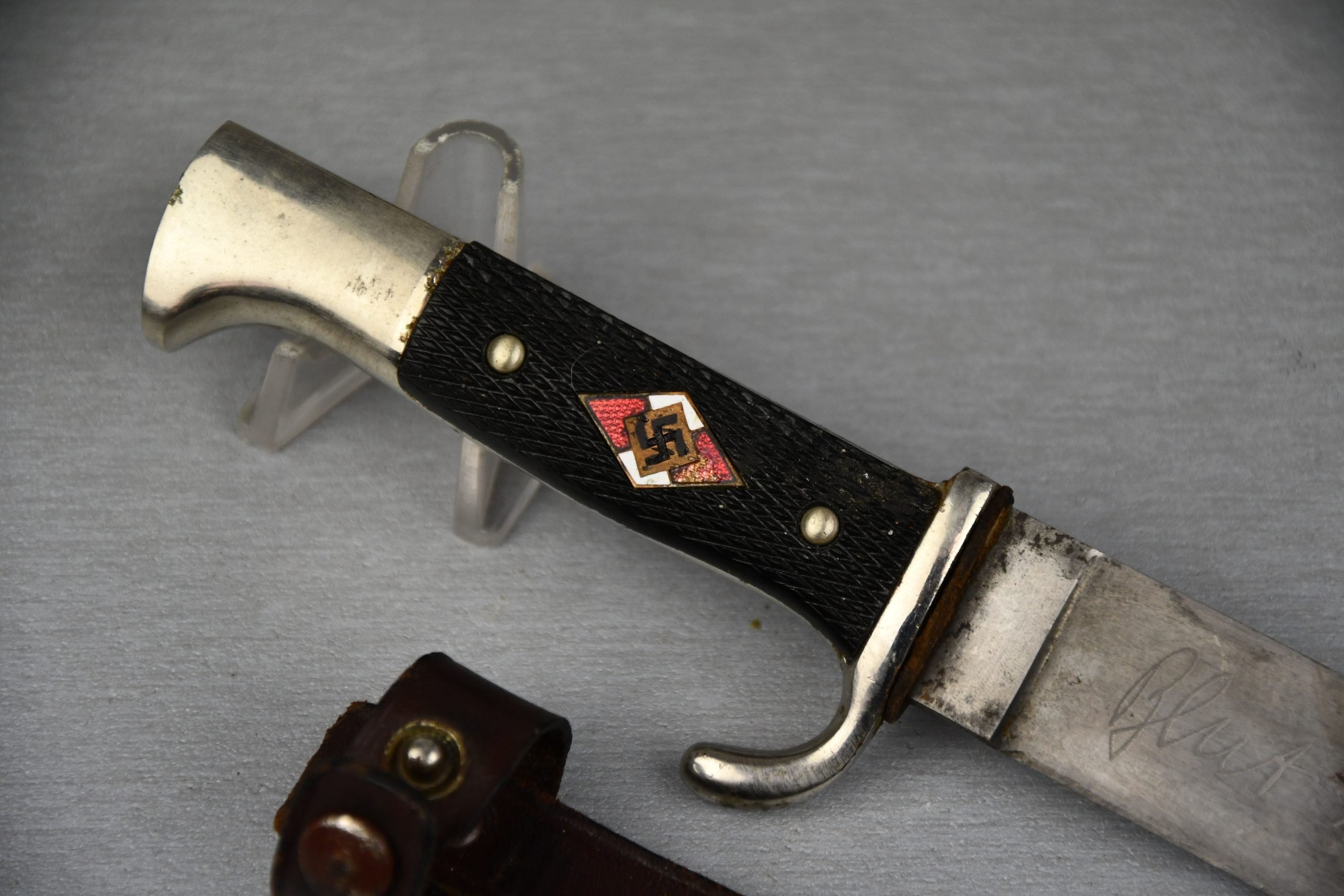 Hitlerjugend knife with motto by RZM M7/14 P.D. Luneschloss 1936 — image 2