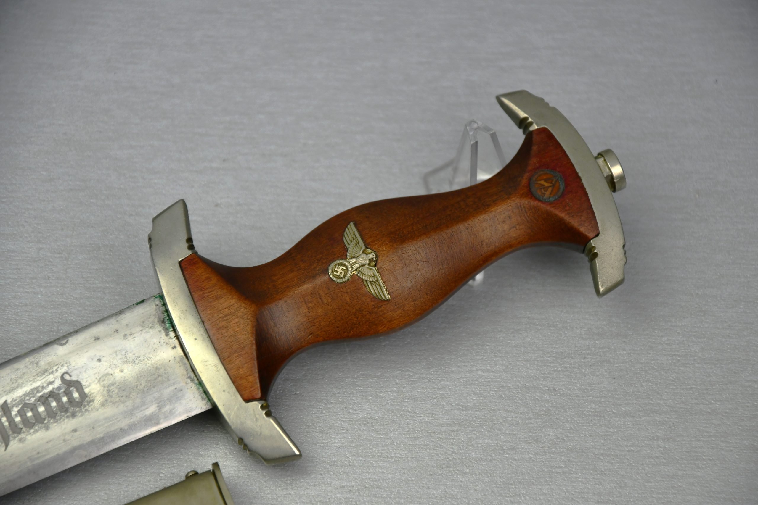 Early M33 SA Sturmabteilung dagger by Carl Eickhorn 'Serrated Tail' — image 2
