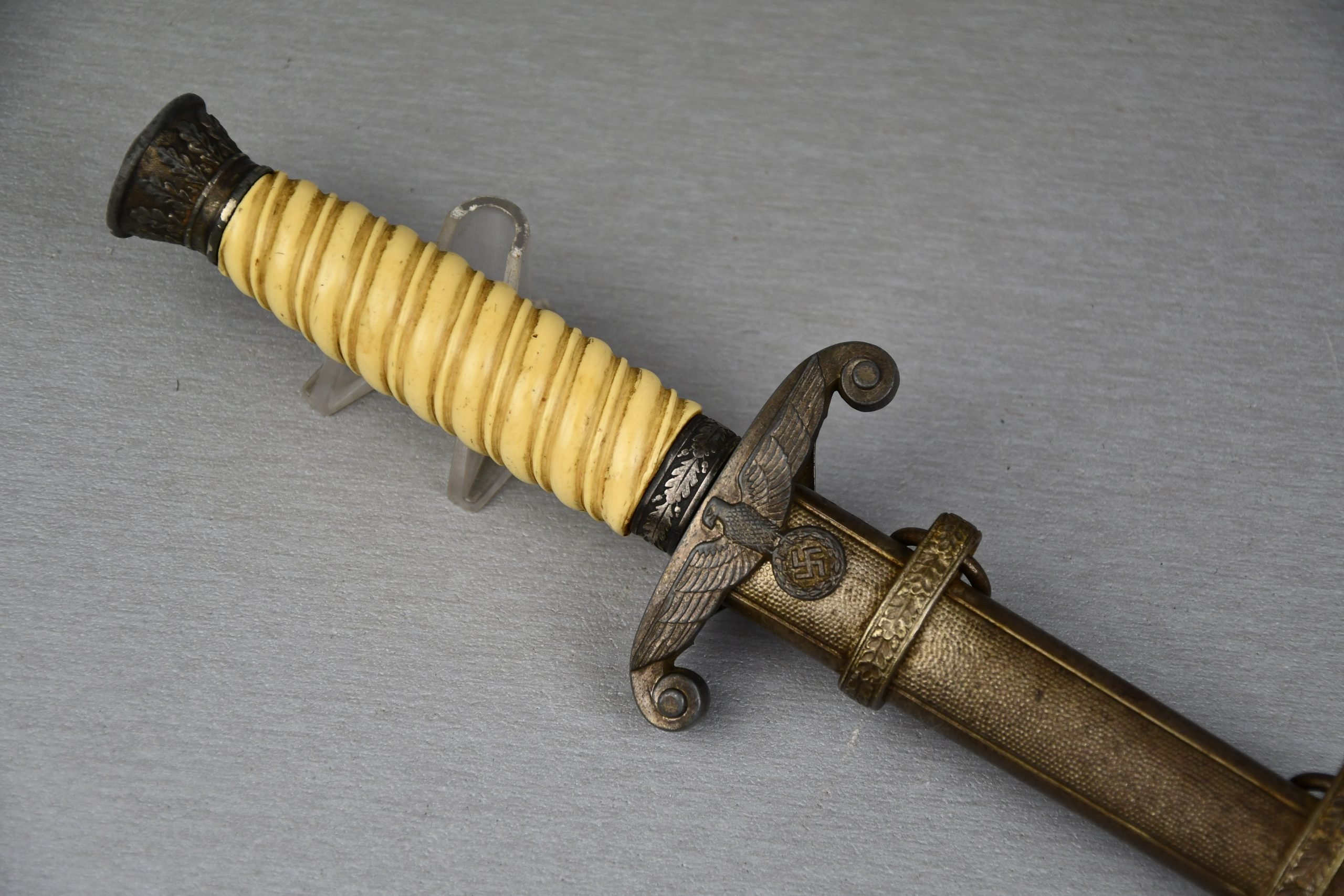 Army (Heer) officer dagger 'Heeres-Offizierdolch' by Tiger — image 14