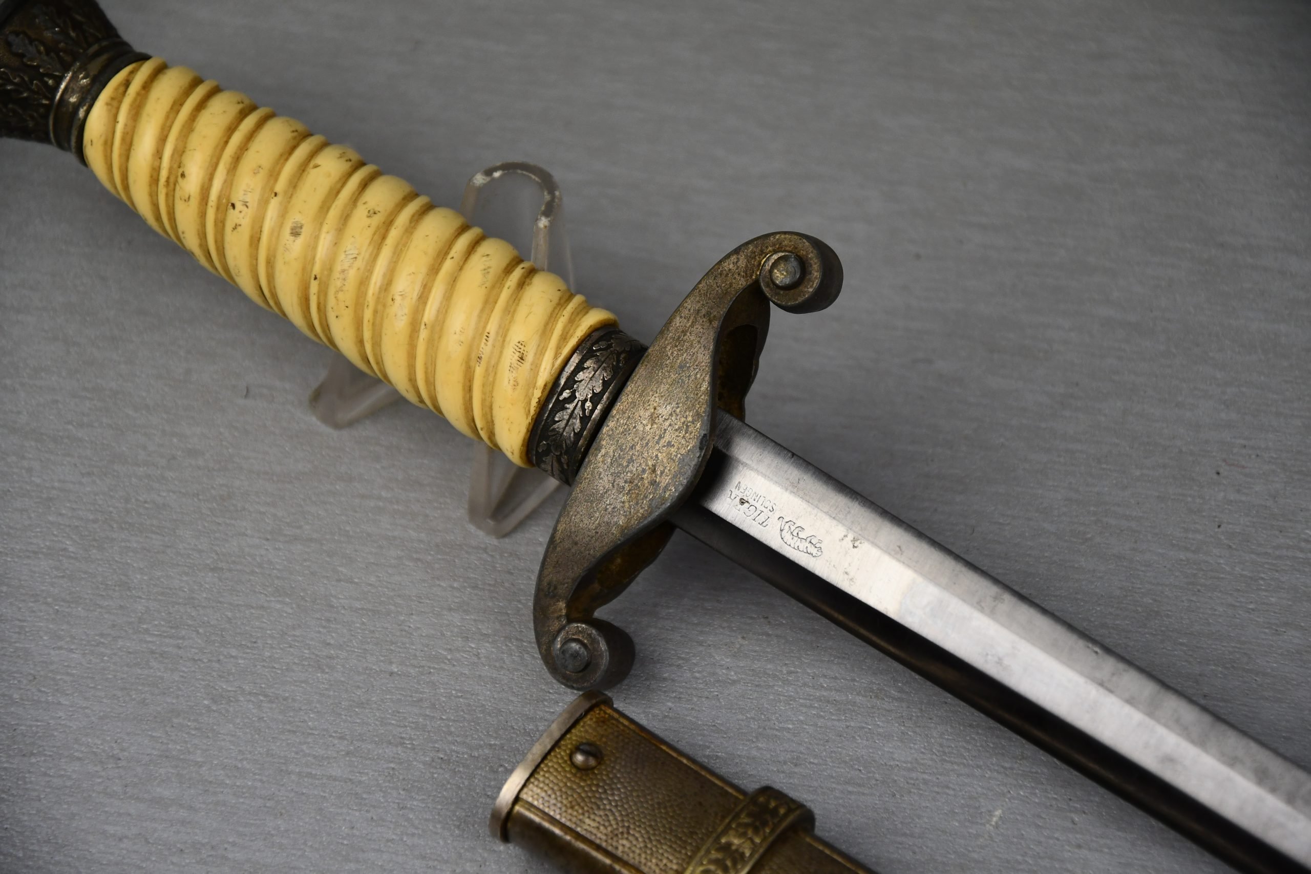 Army (Heer) officer dagger 'Heeres-Offizierdolch' by Tiger — image 7