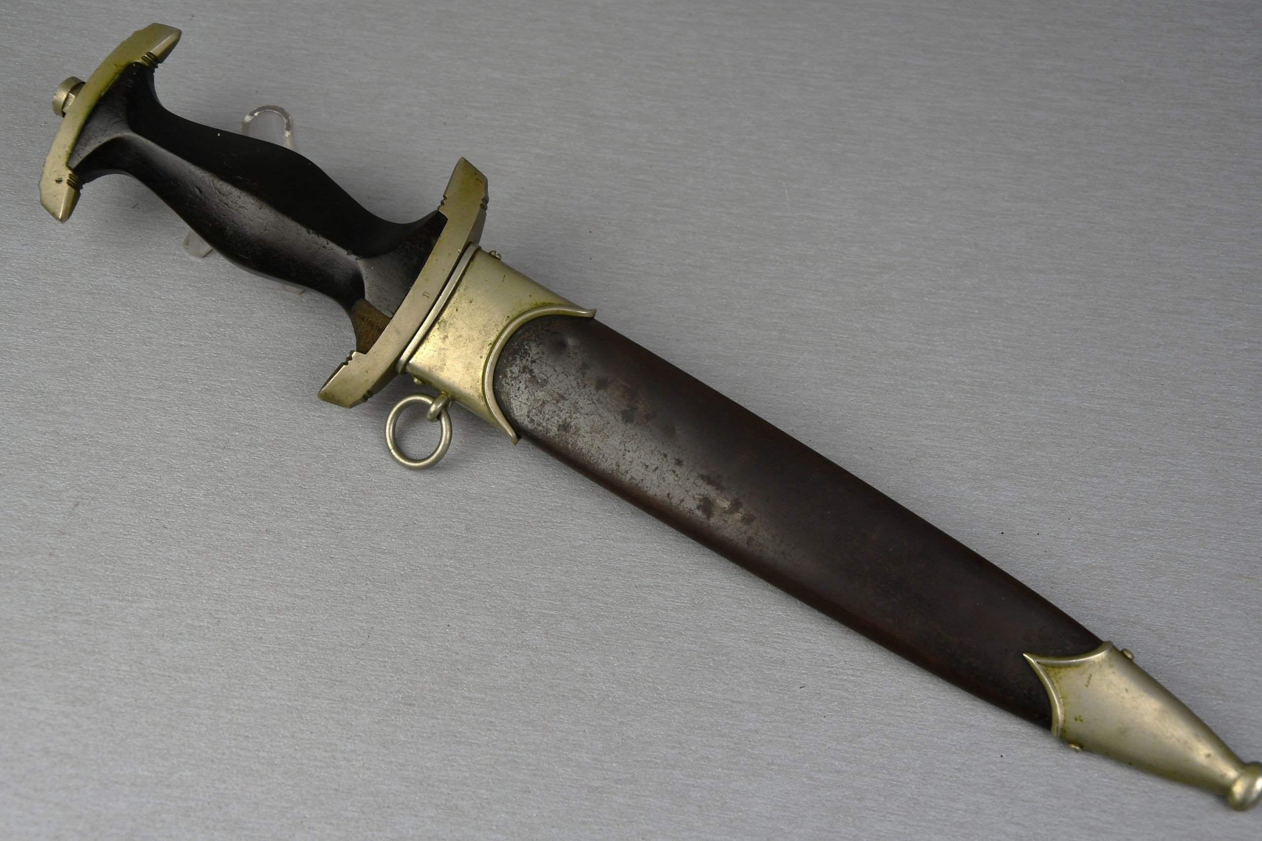 Early M33 SS dagger by Gottlieb Hammesfahr — image 15