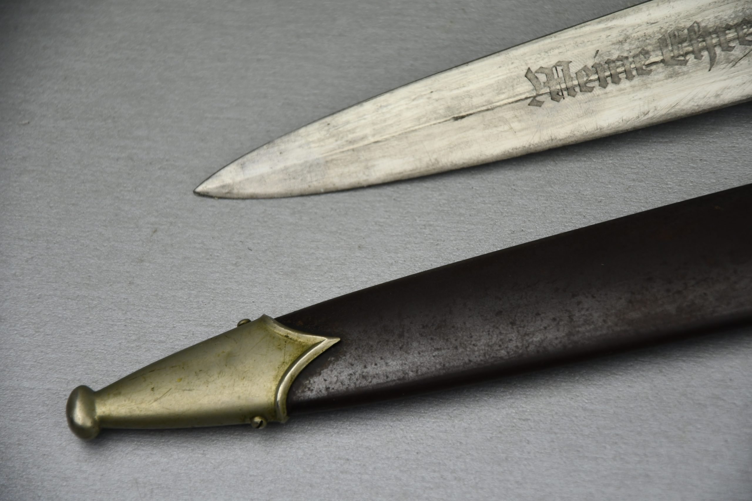 Early M33 SS dagger by Gottlieb Hammesfahr — image 5