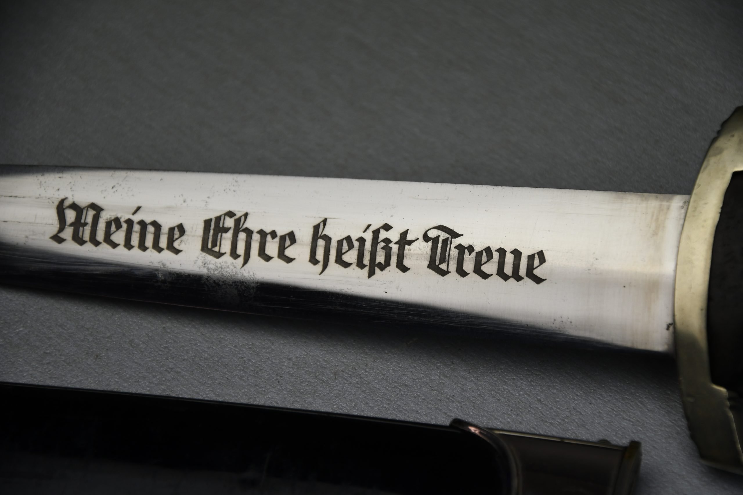 M33 SS dagger by RZM M7/14 1936 P.D. Luneschloss, Solingen — image 6