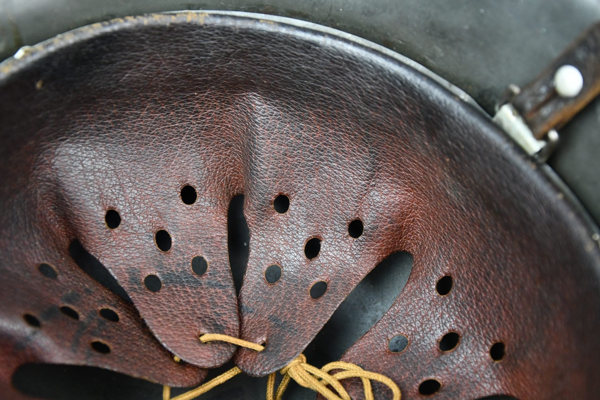 M42 army (Heer) single decal steel helmet ckl64 — image 13