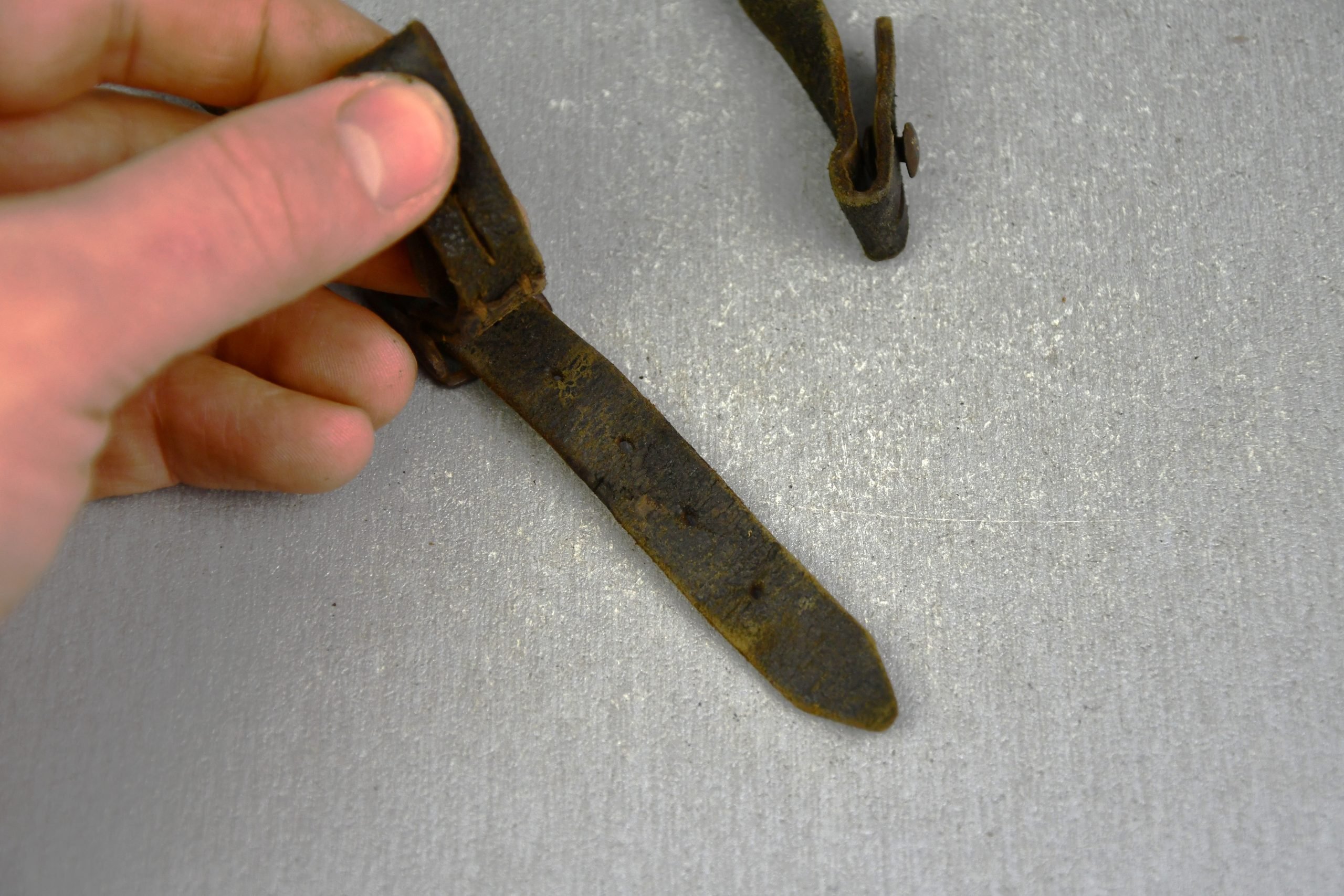 German helmet chin strap by Henseler & Co. 1940 — image 5