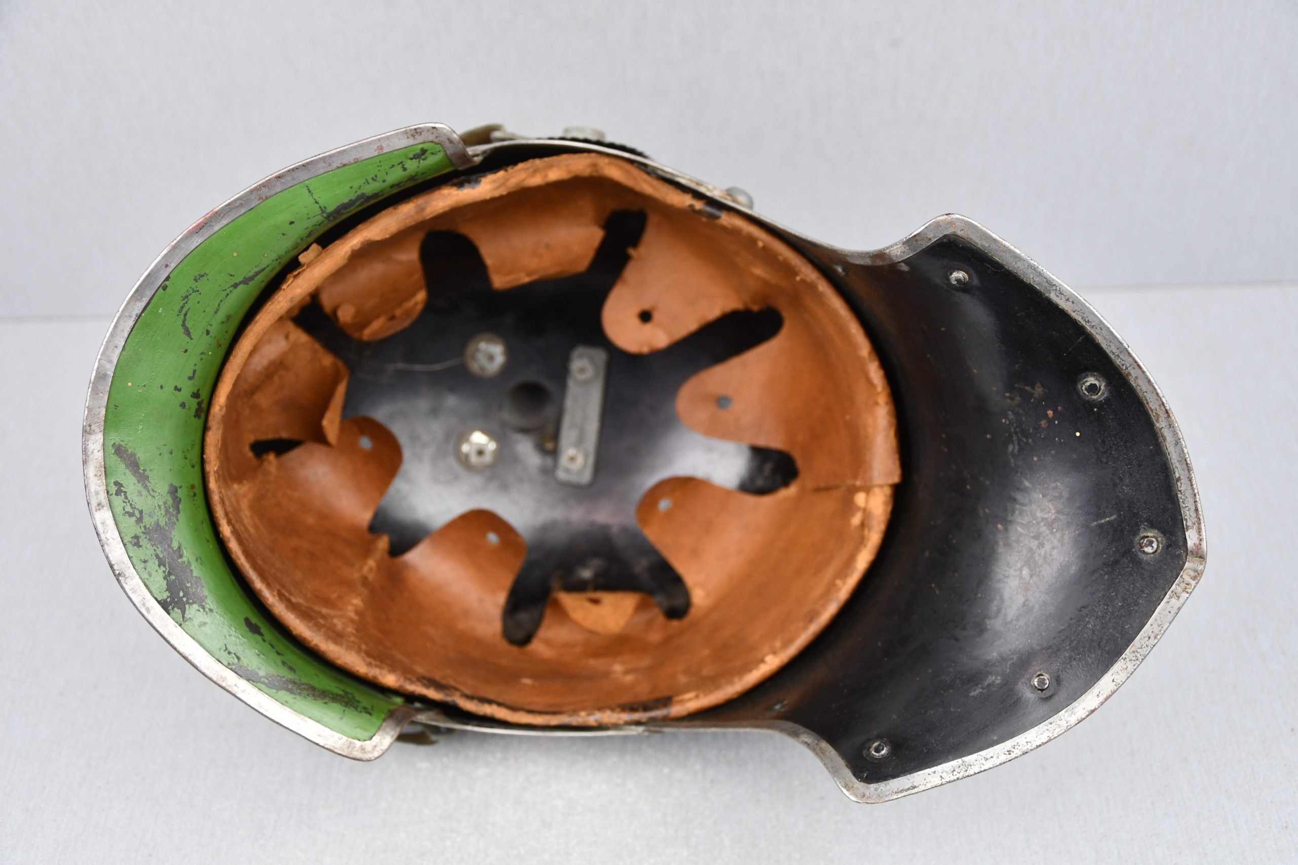 WW1 German Prussian 1915 'Jäger Zu Pferde' enlisted steel spike helmet — image 17