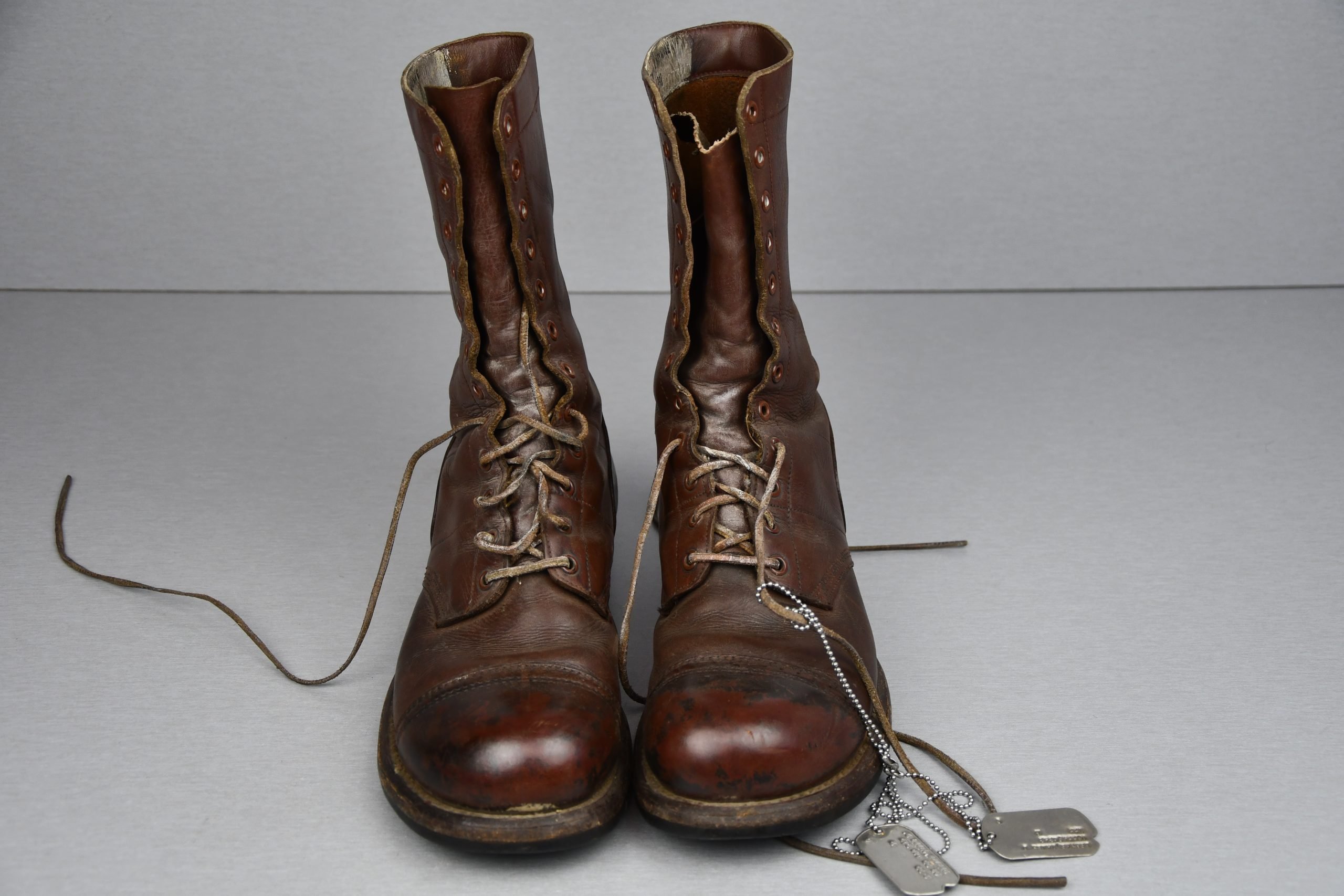 WW2 USA paratrooper jump boots by Corcoran with dog-tags — image 5